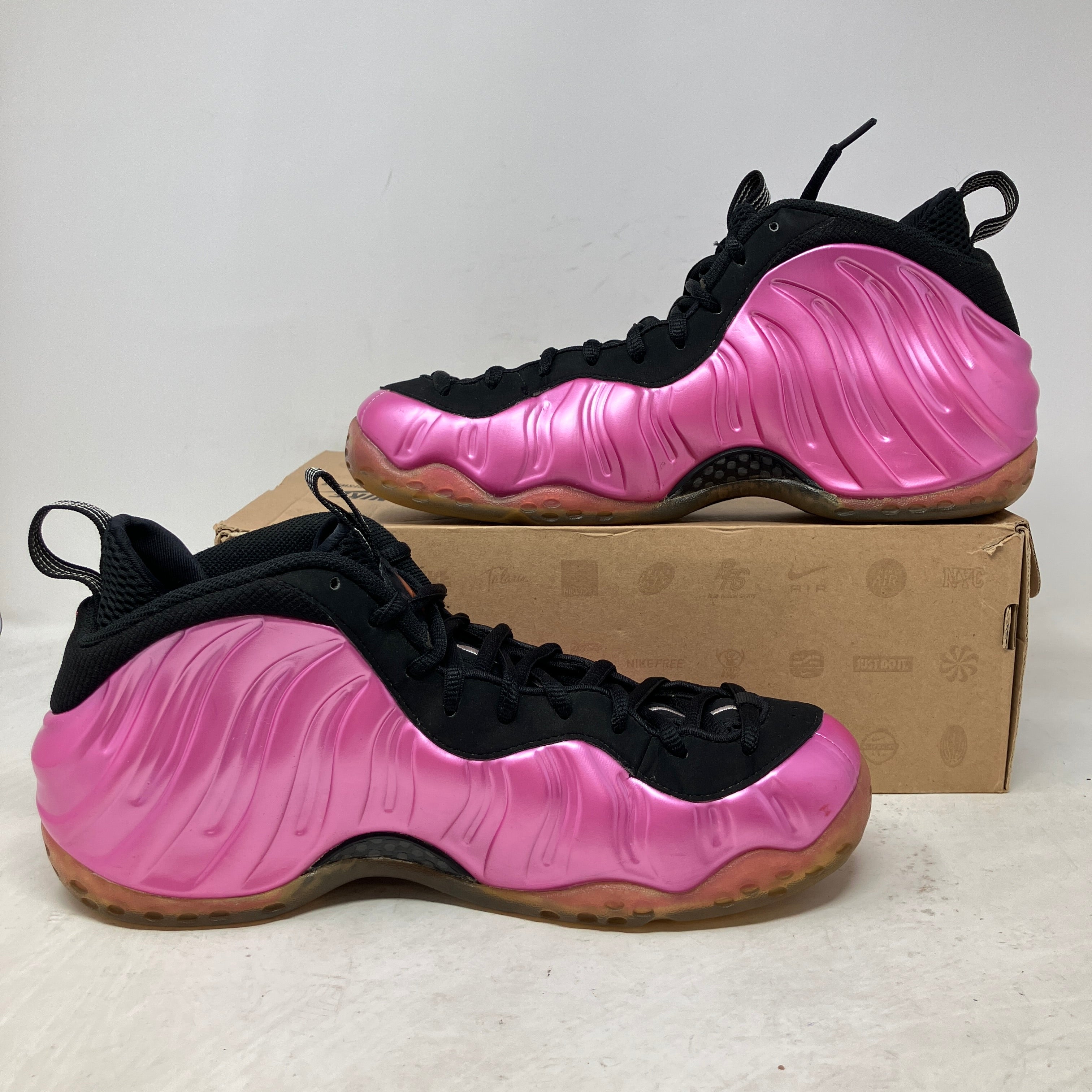 Nike Air Foamposite One Pearlized Pink