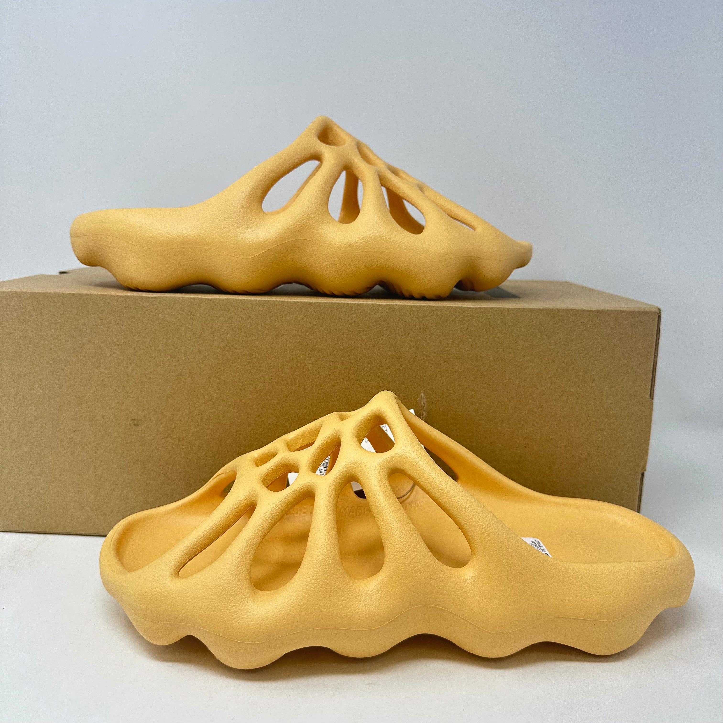 adidas Yeezy 450 Slide Cream