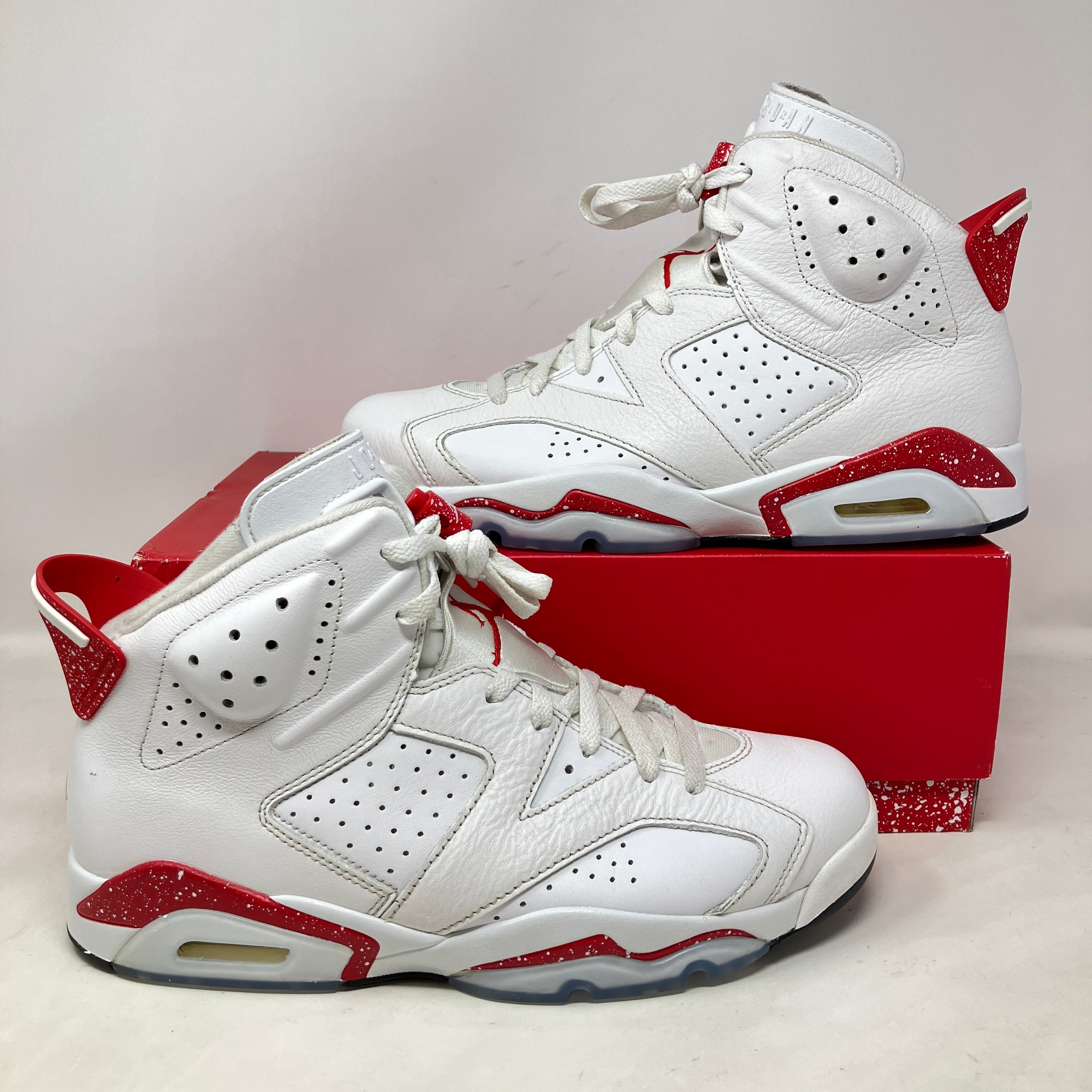 Jordan 6 Retro Red Oreo