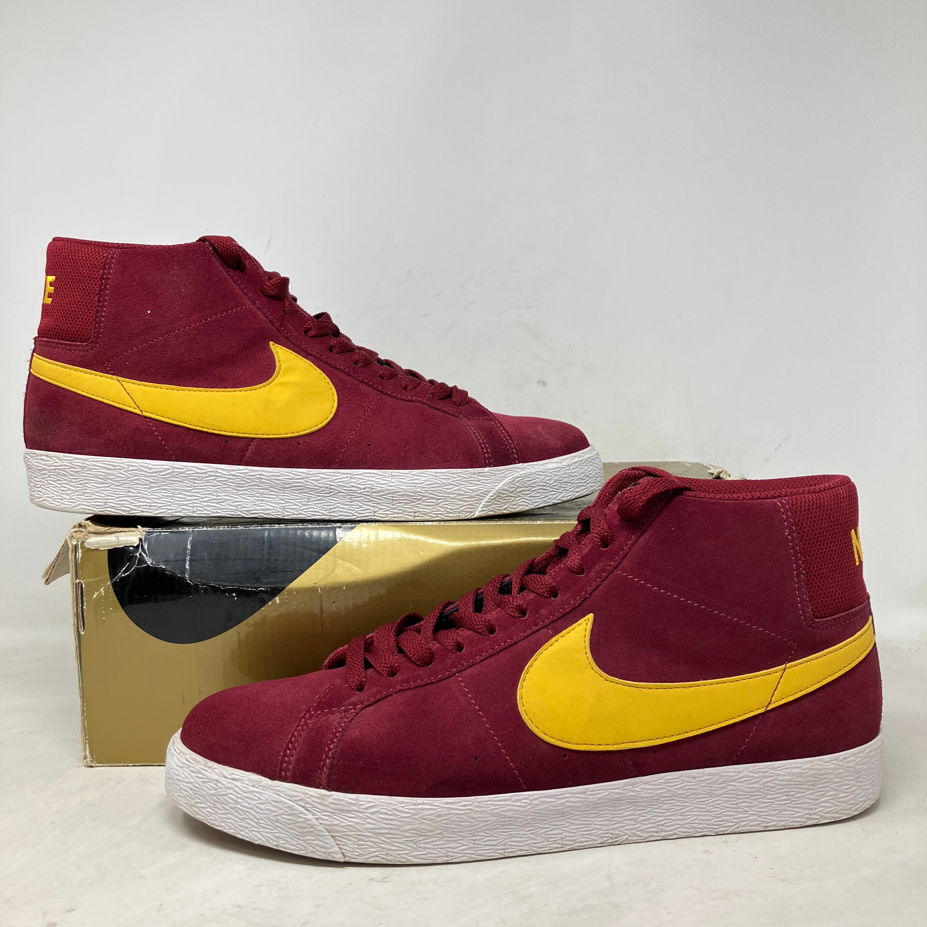 Nike SB Blazer USC