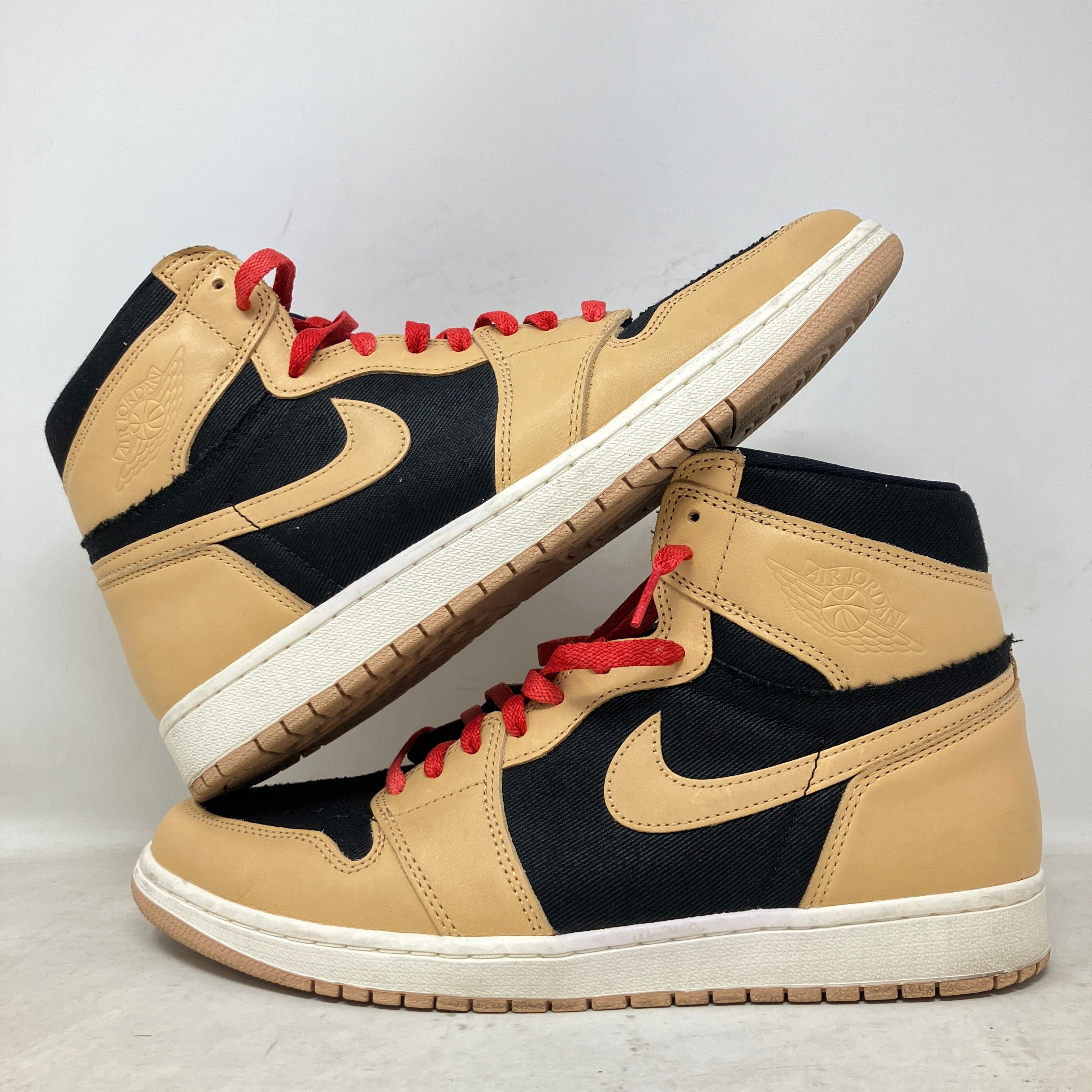 Jordan 1 Retro High OG Heirloom