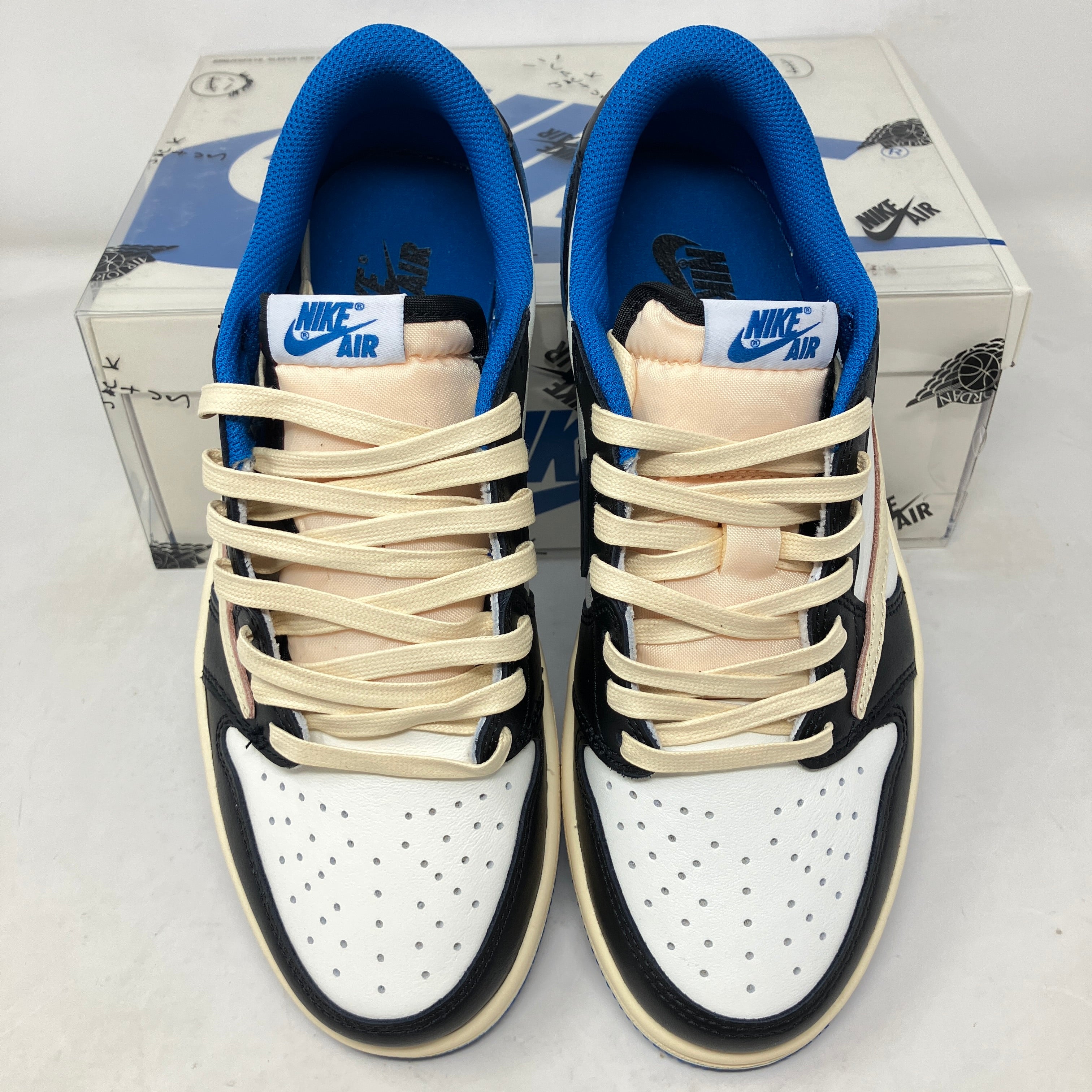Jordan 1 Retro Low OG SP Fragment x Travis Scott