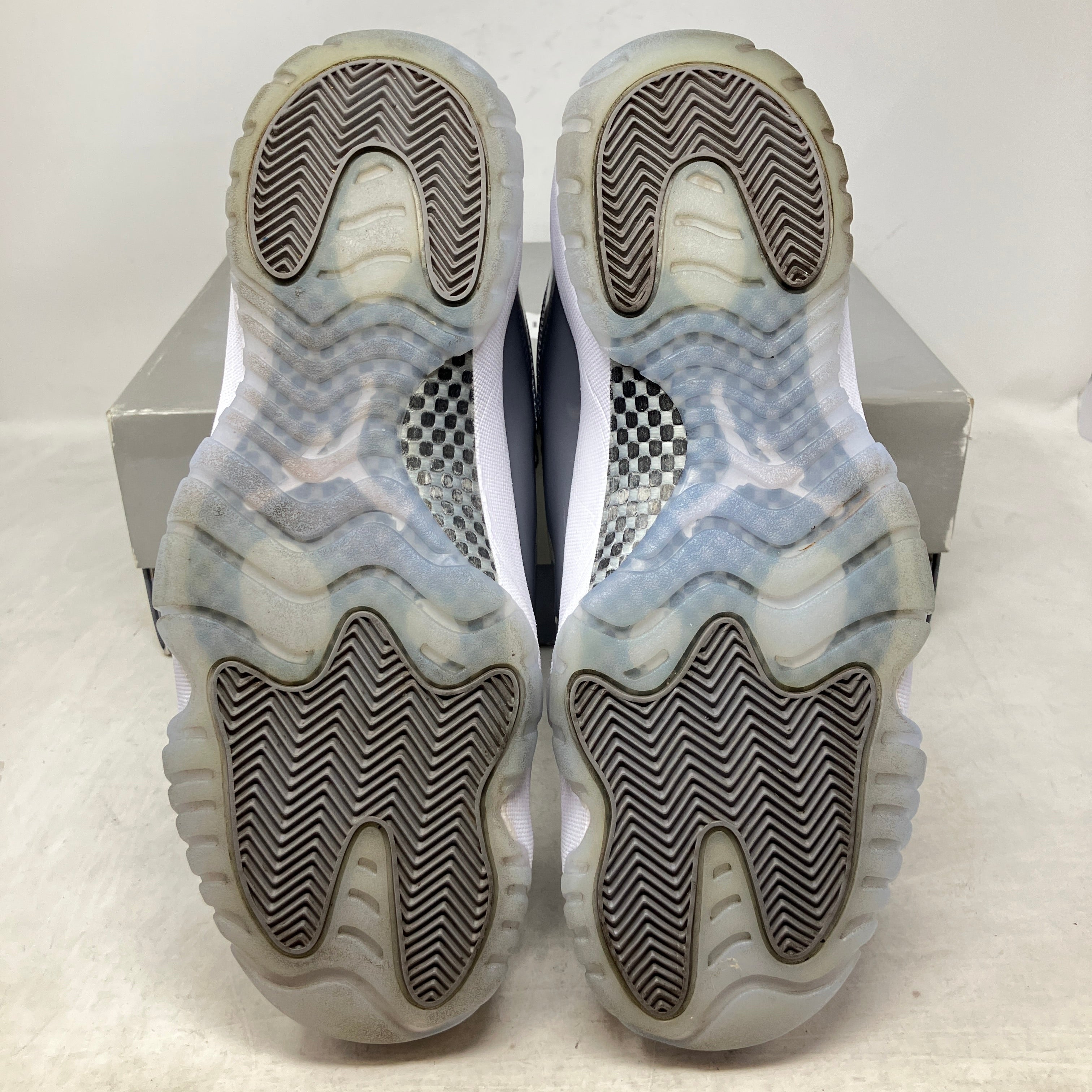 Jordan 11 Retro Cool Grey (2021)