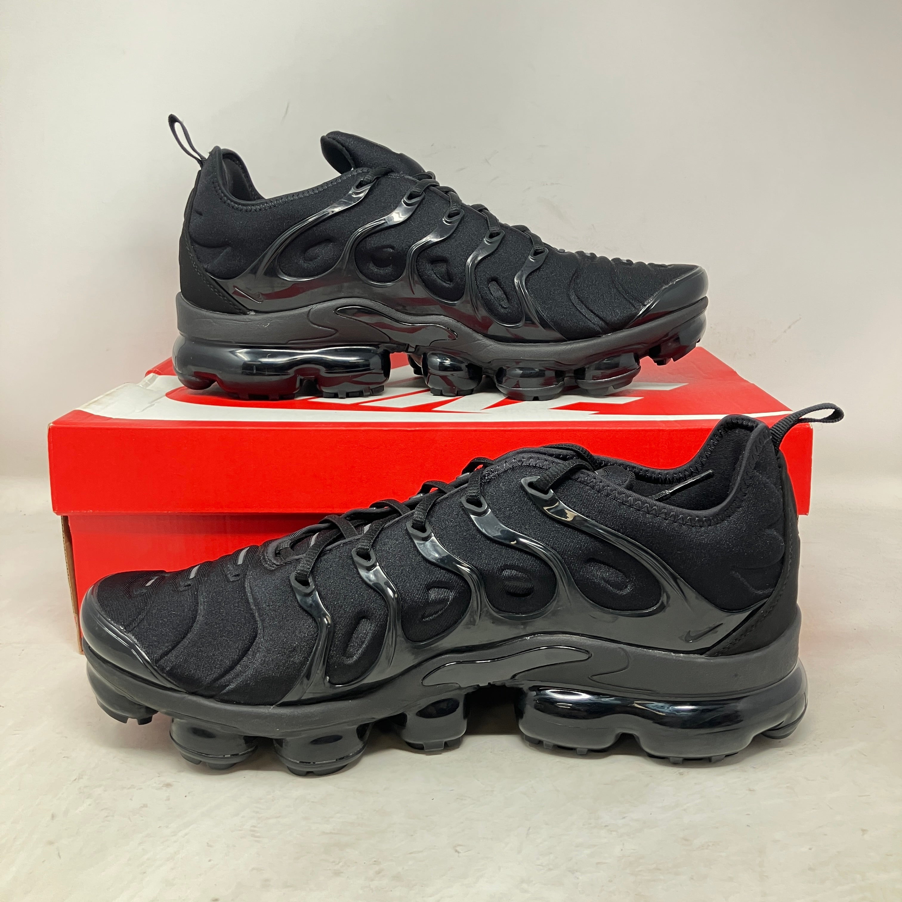 Nike Air VaporMax Plus Triple Black