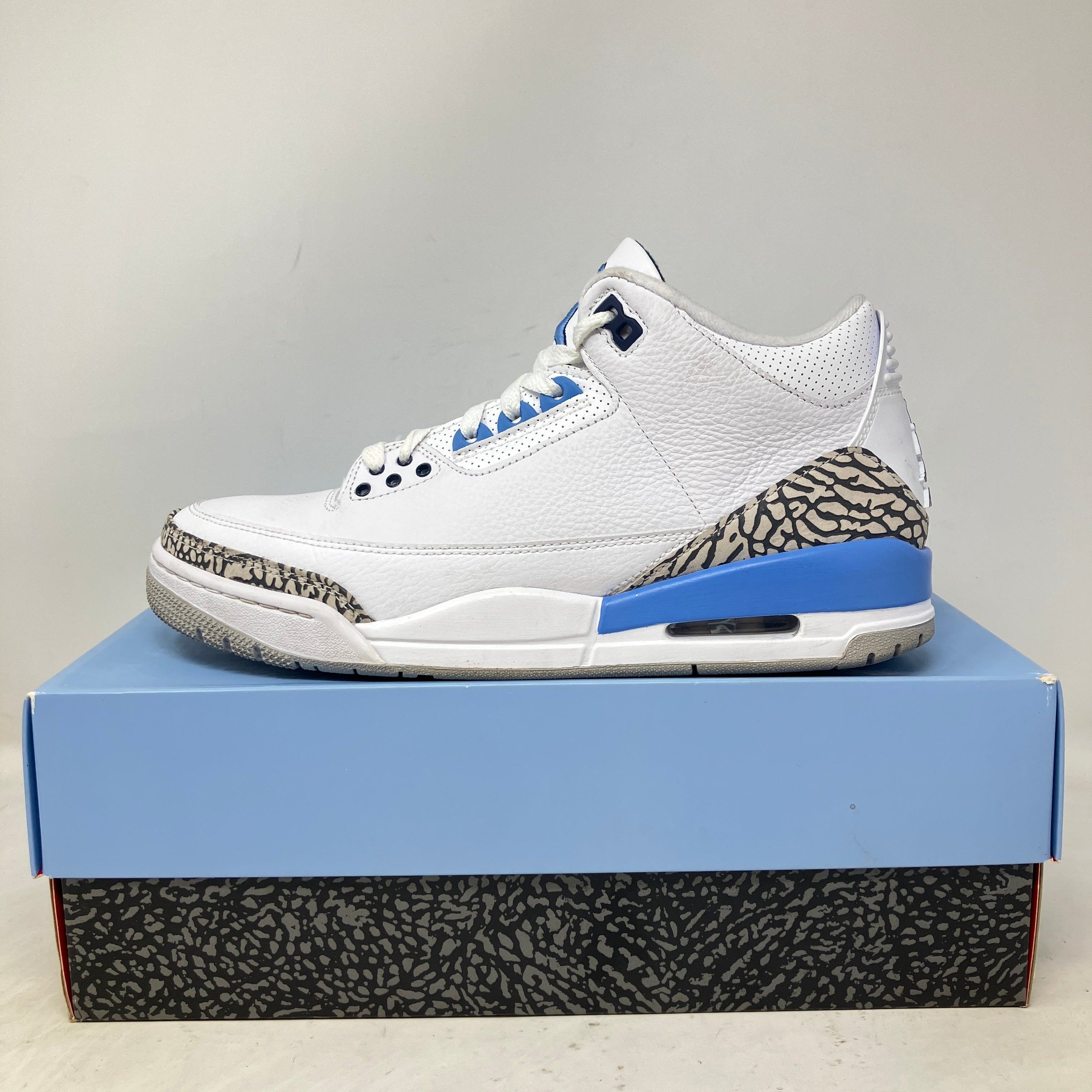 Jordan 3 Retro UNC (2020)