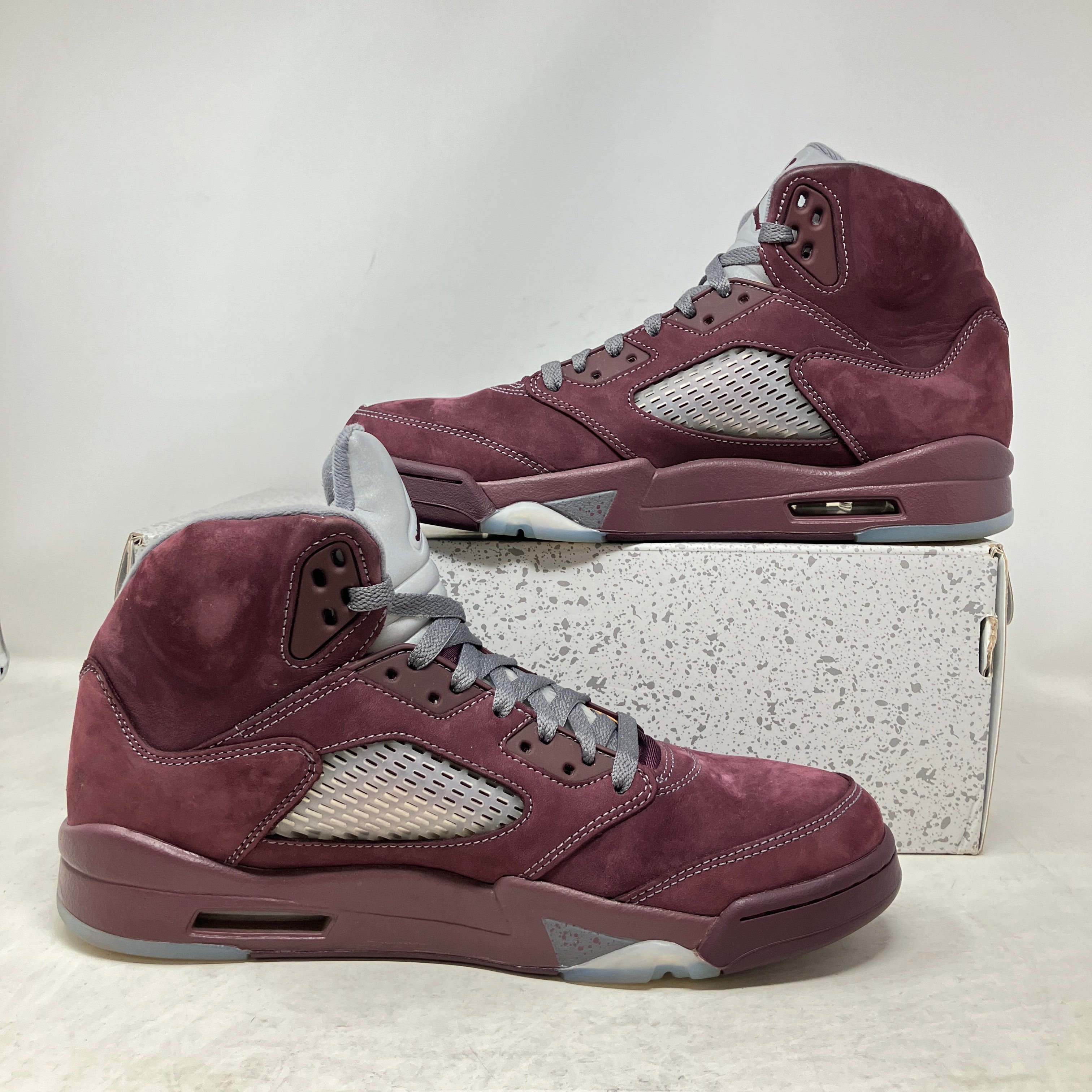 Jordan 5 Retro Burgundy (2023)