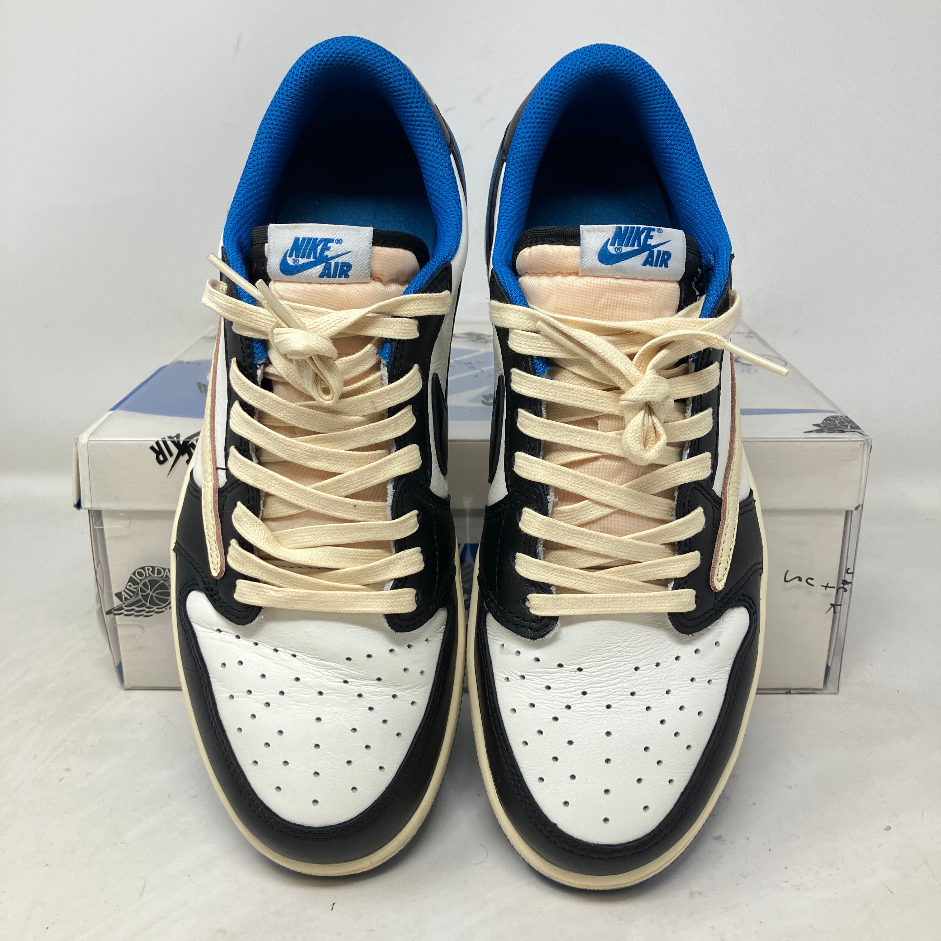 Jordan 1 Retro Low OG SP Fragment x Travis Scott