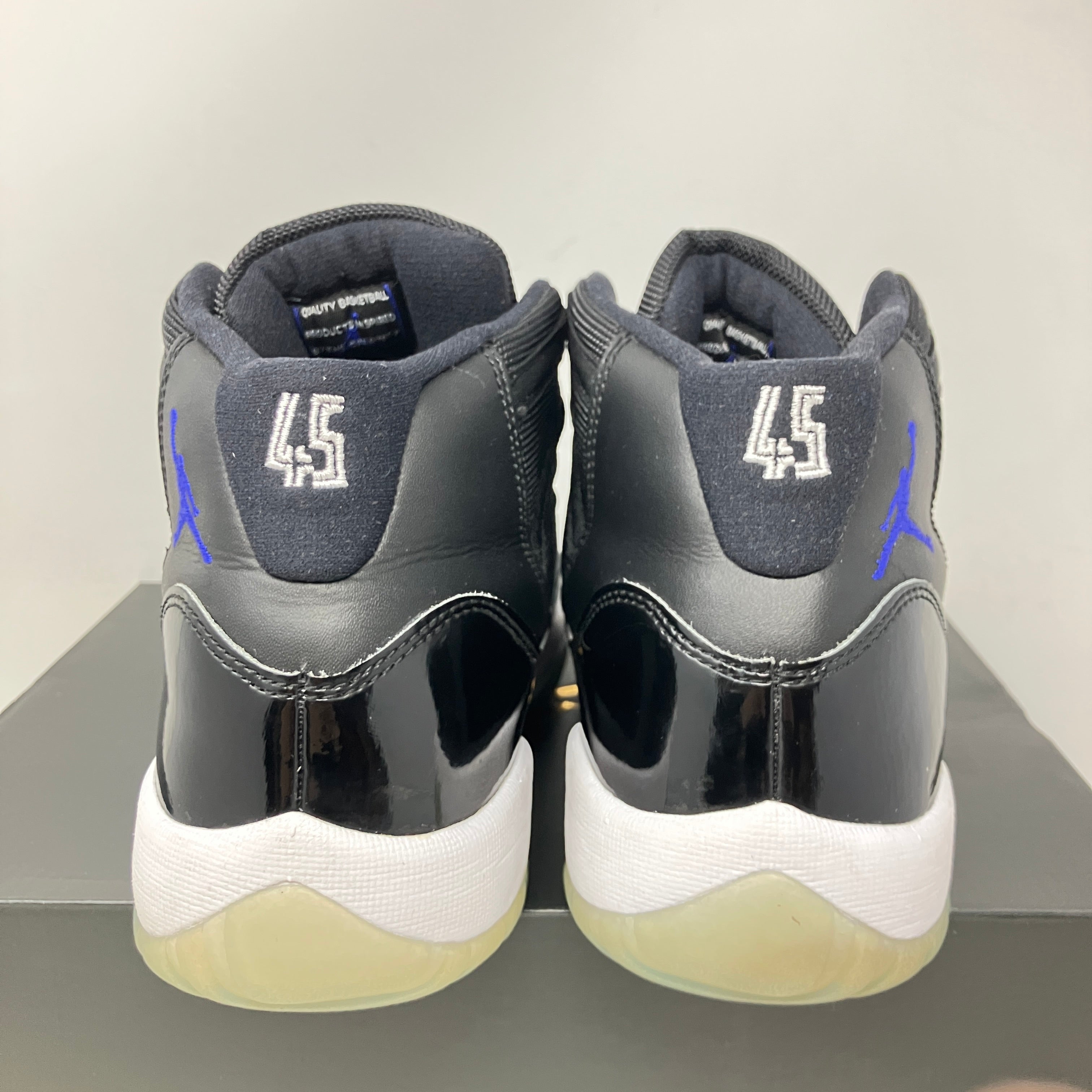 Jordan 11 Retro Space Jam (2016) (GS)