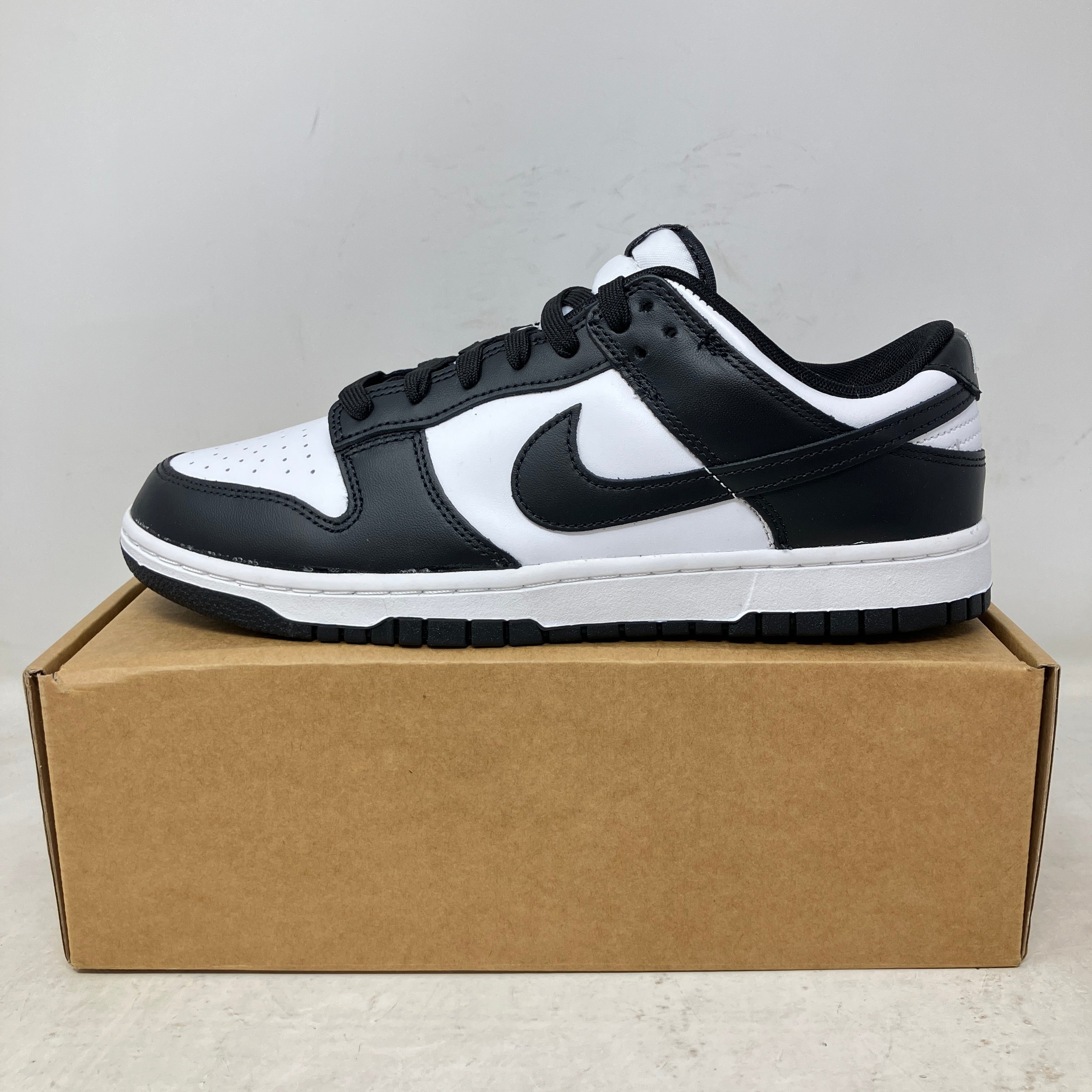 Nike Dunk Low Retro White Black Panda