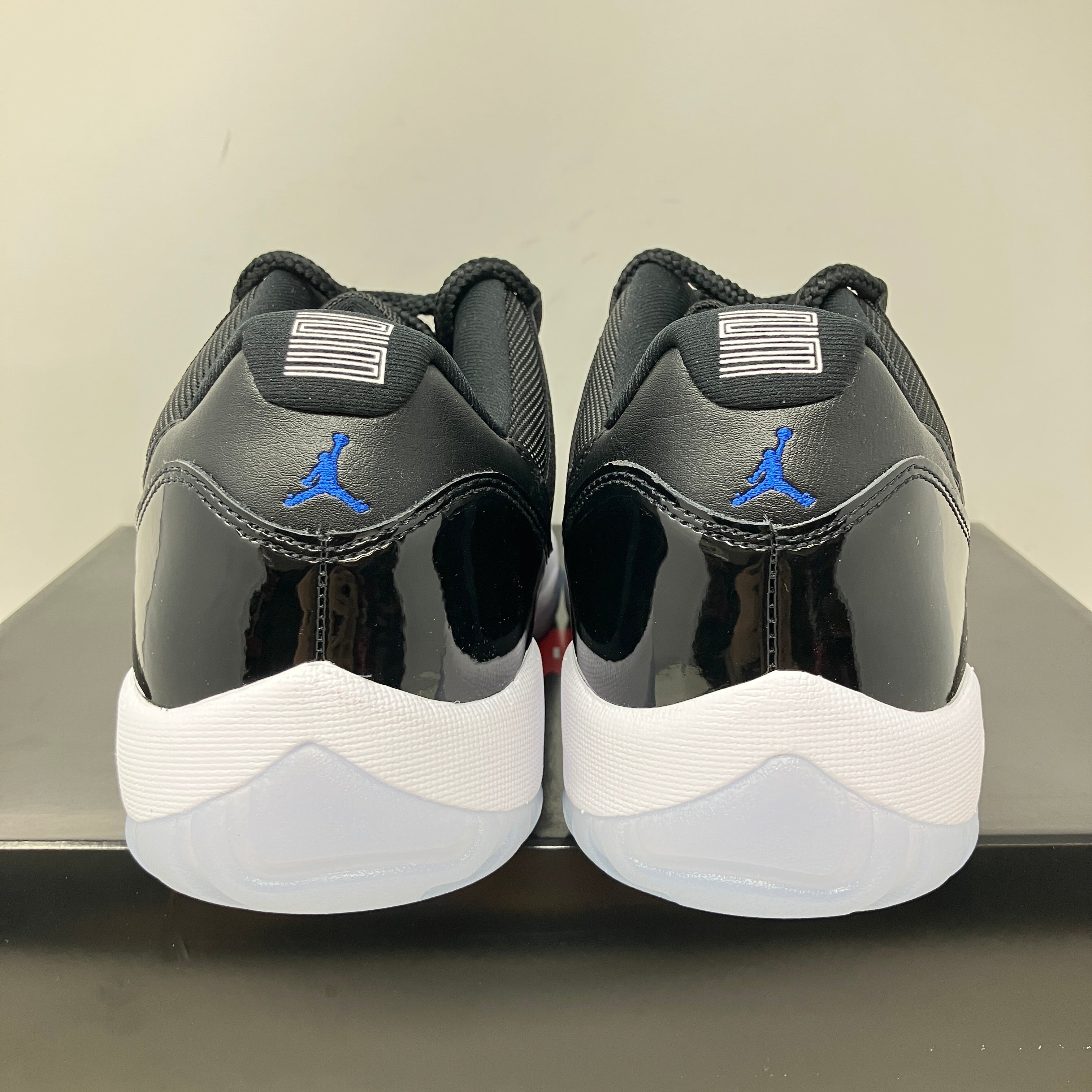 Jordan 11 Retro Low Space Jam