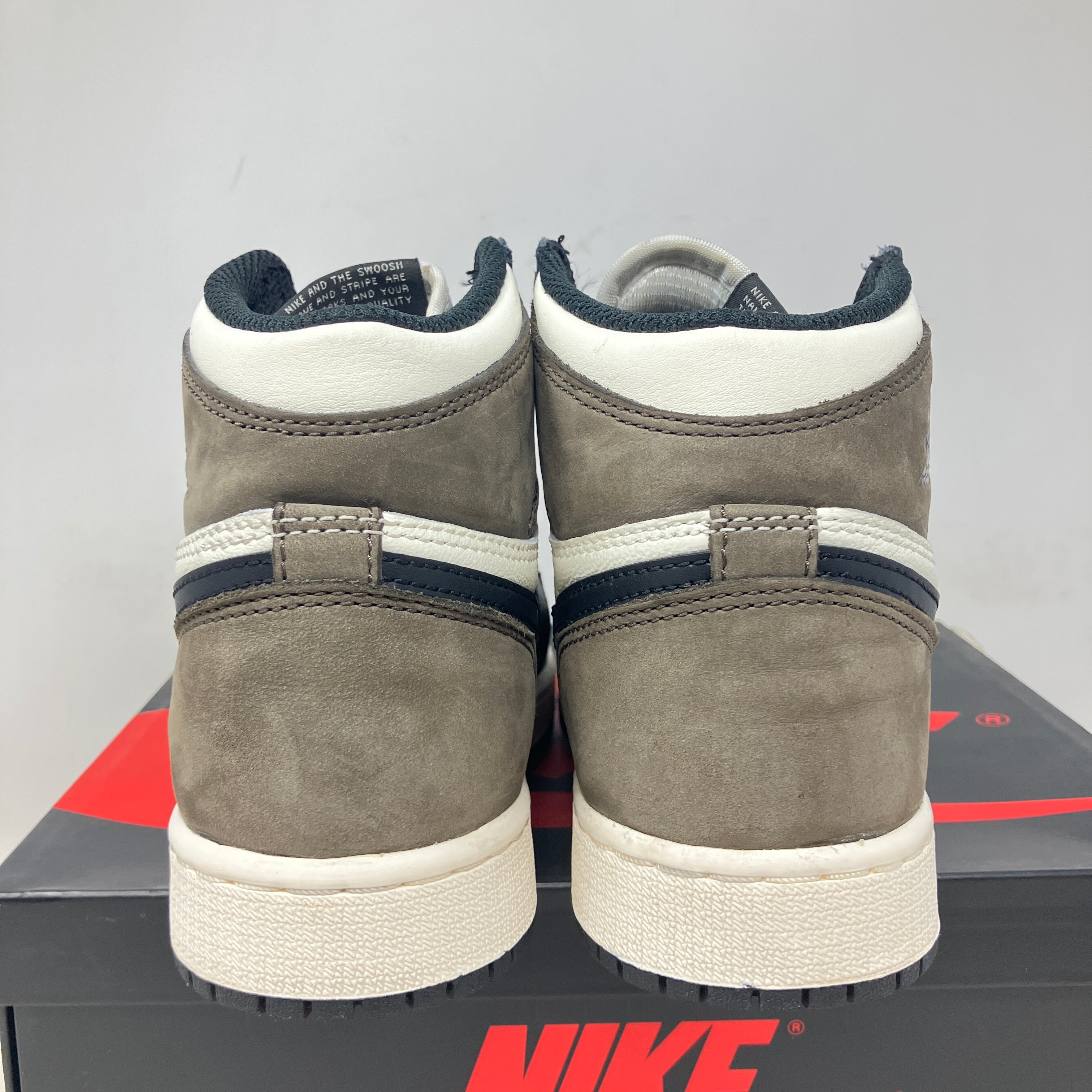 Jordan 1 Retro High Dark Mocha (GS)