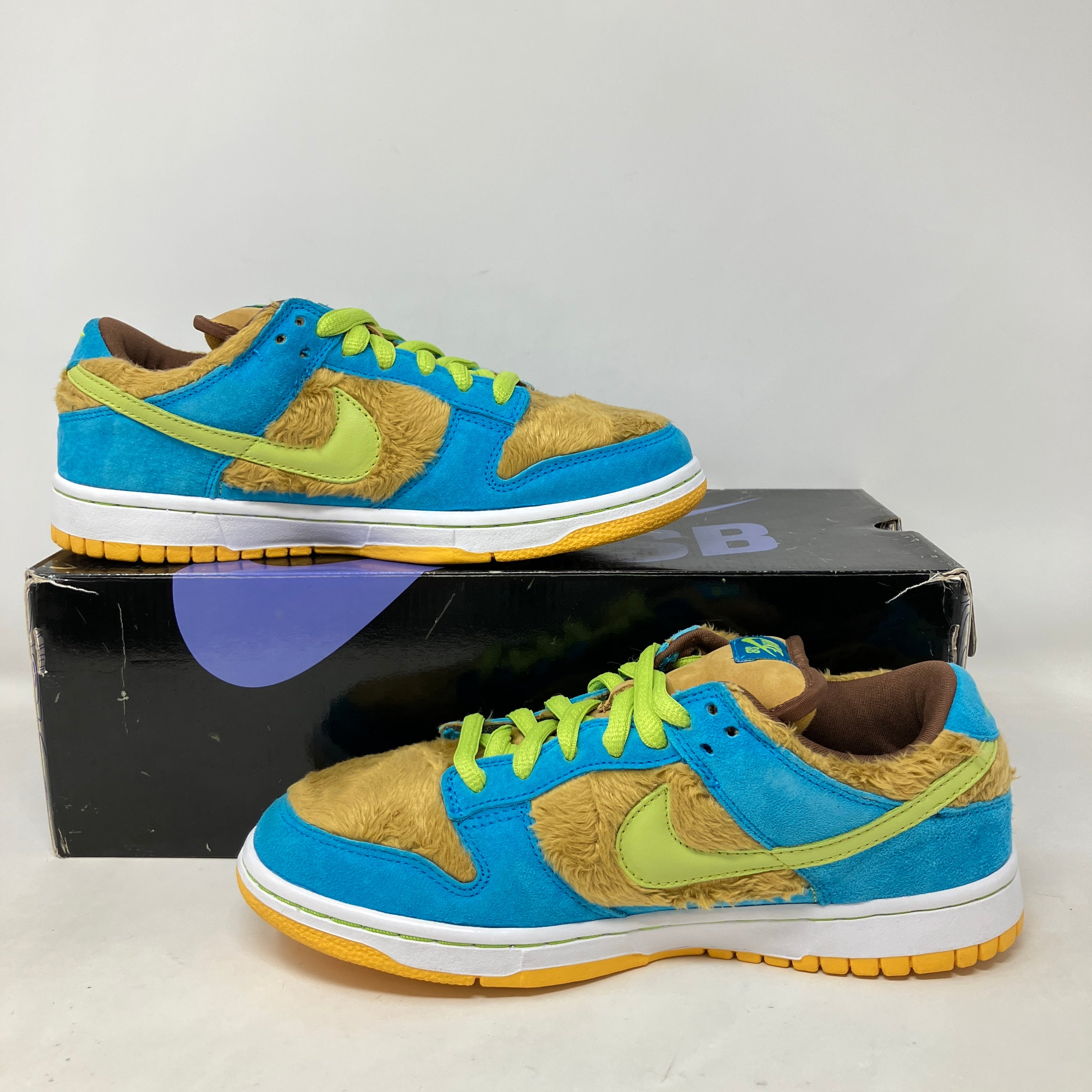 Nike SB Dunk Low Baby Bear