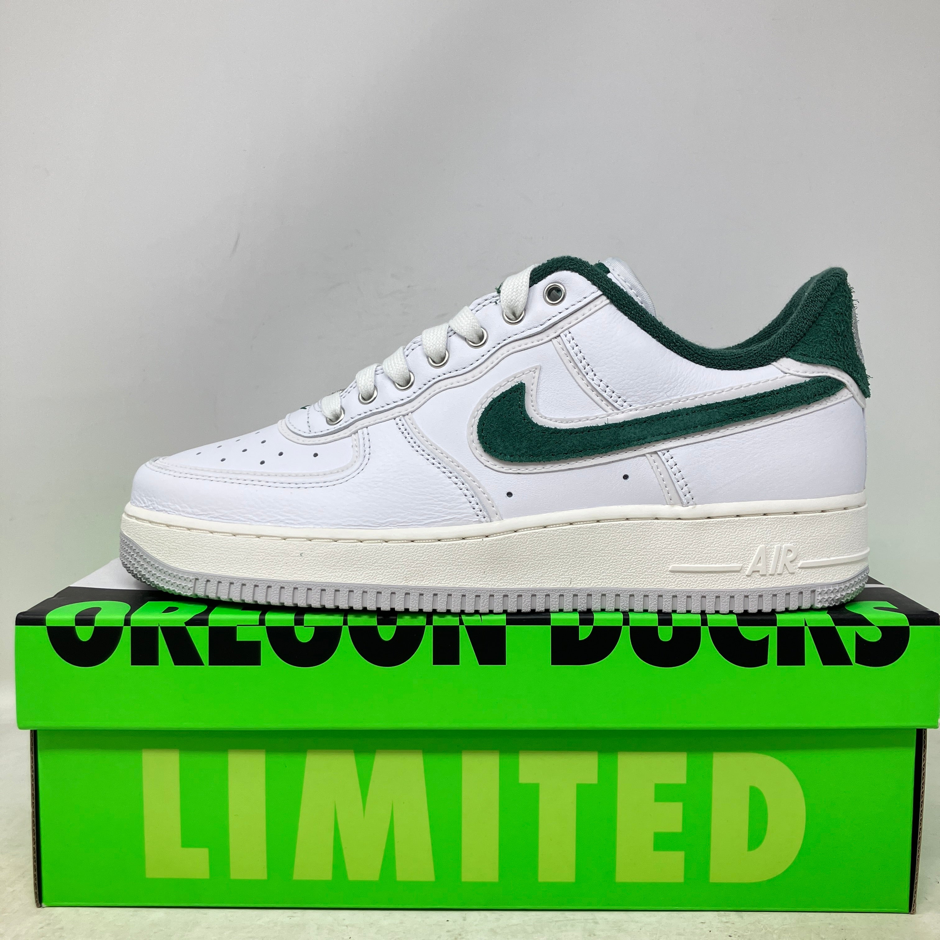 Nike Air Force 1 Low '07 Premium University of Oregon PE