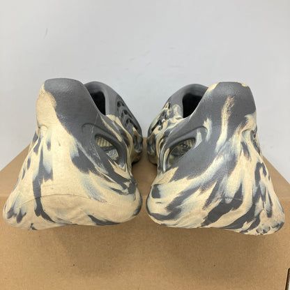 adidas Yeezy Foam RNNR MXT Moon Gray