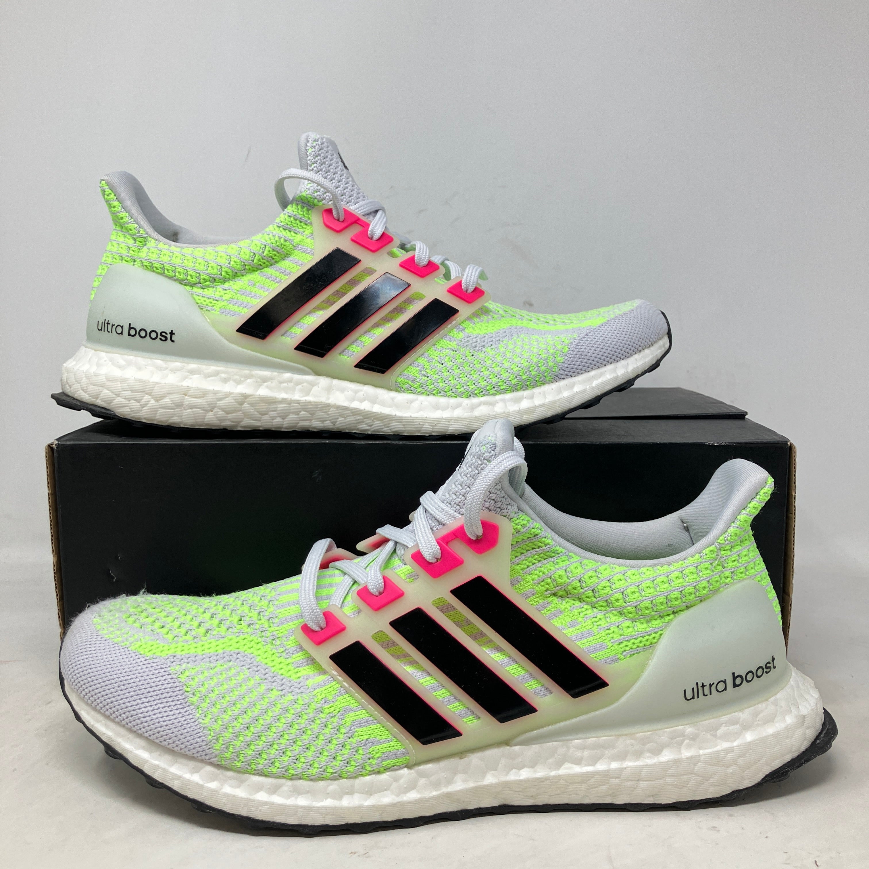 adidas Ultra Boost 5.0 DNA Dash Grey Signal Green