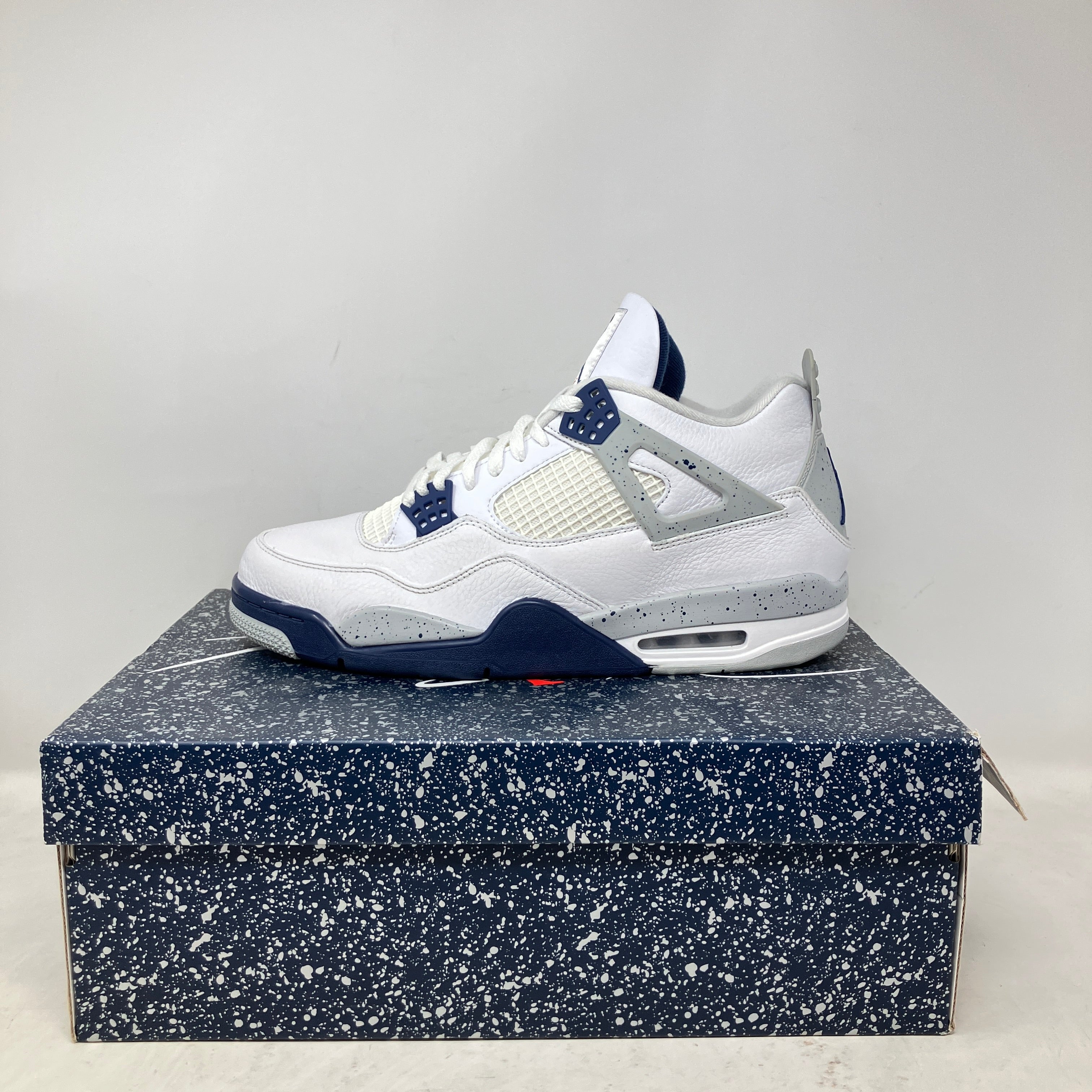 Jordan 4 Retro Midnight Navy