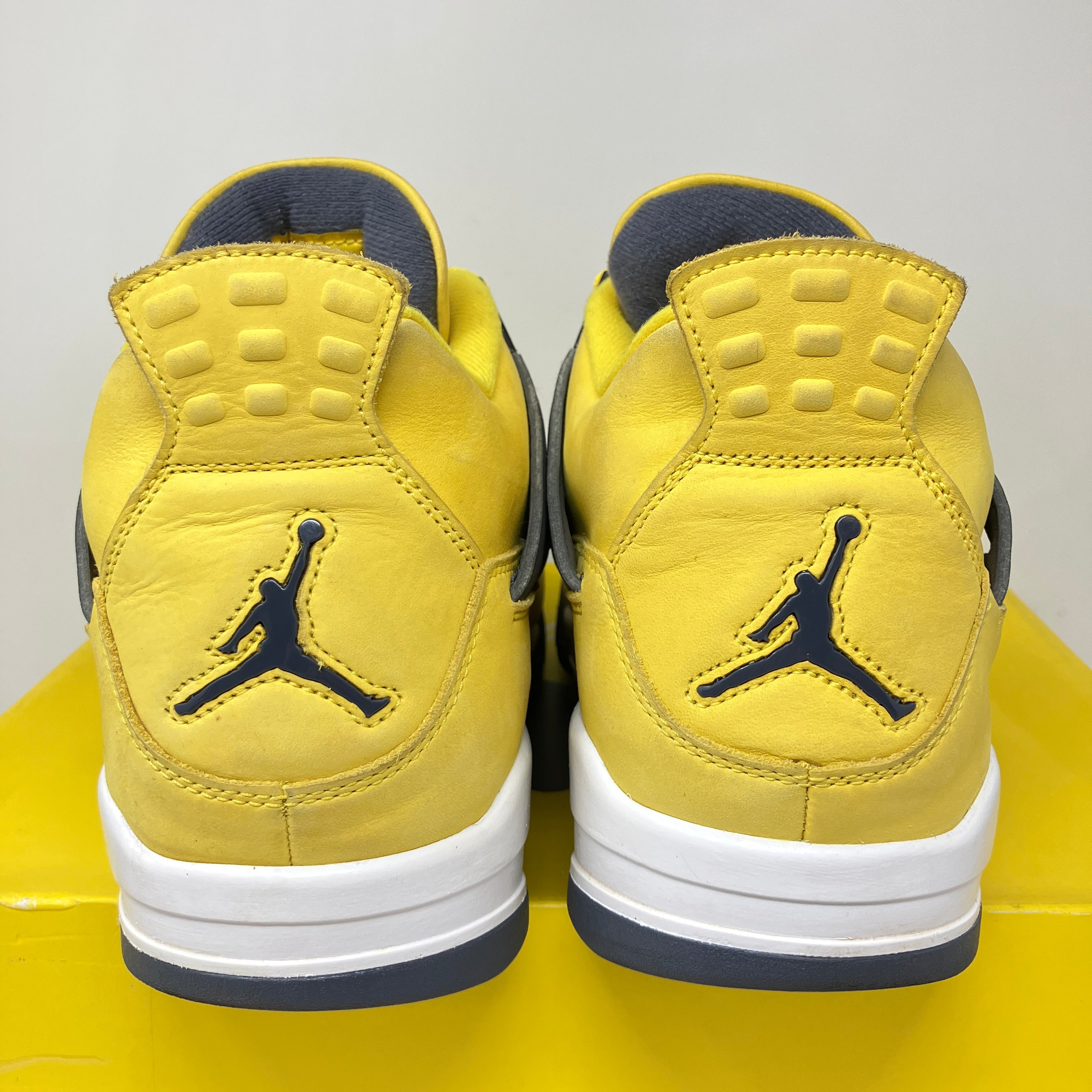 Jordan 4 Retro Lightning (2021)