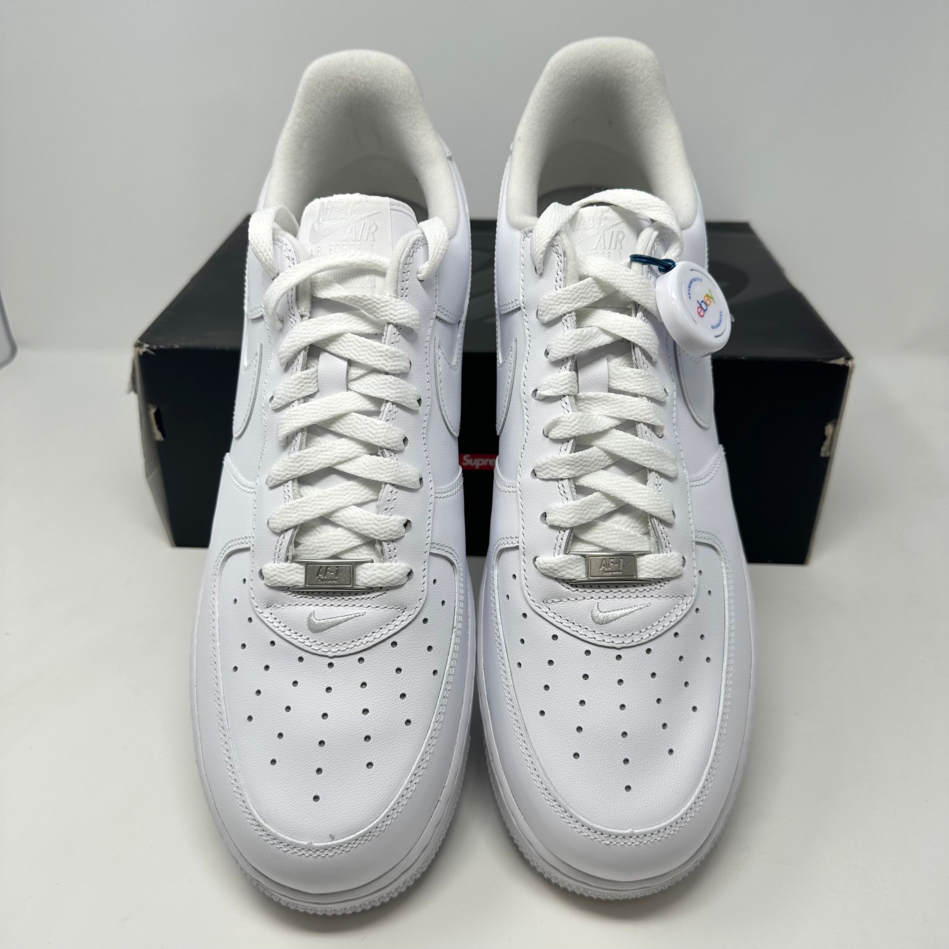 Nike Air Force 1 Low Supreme White