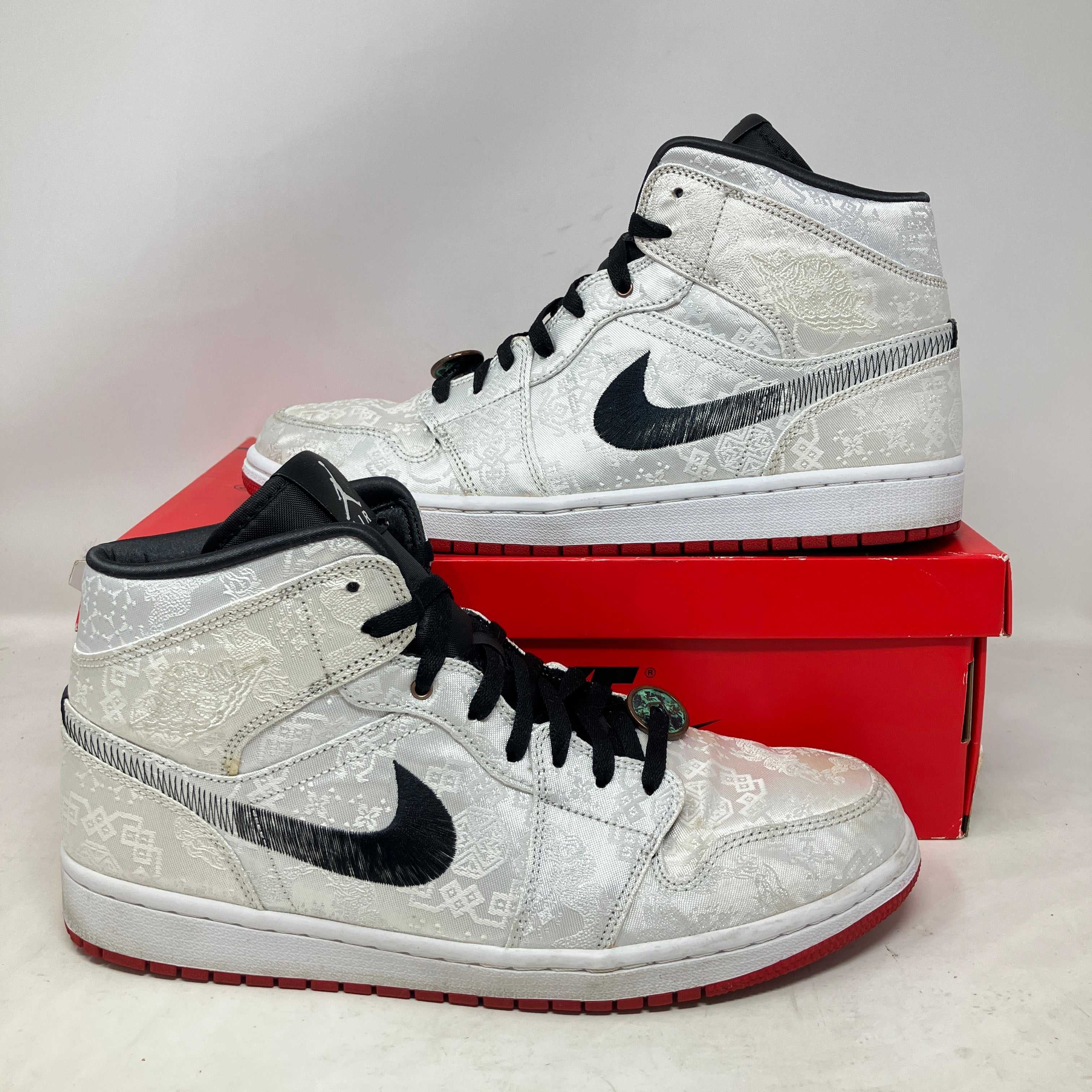 Jordan 1 Mid SE Fearless Edison Chen CLOT