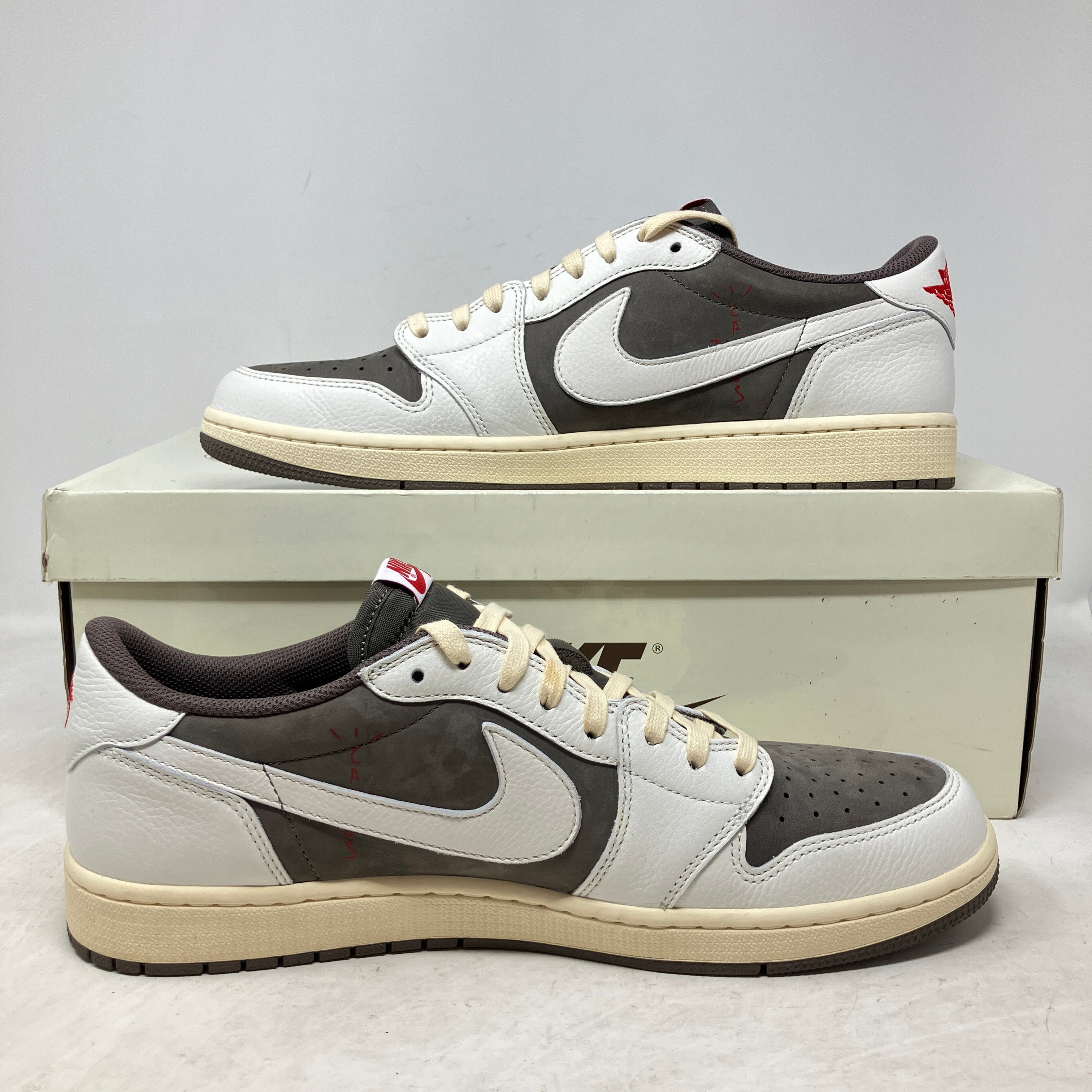 Jordan 1 Retro Low OG SP Travis Scott Reverse Mocha (Sample)