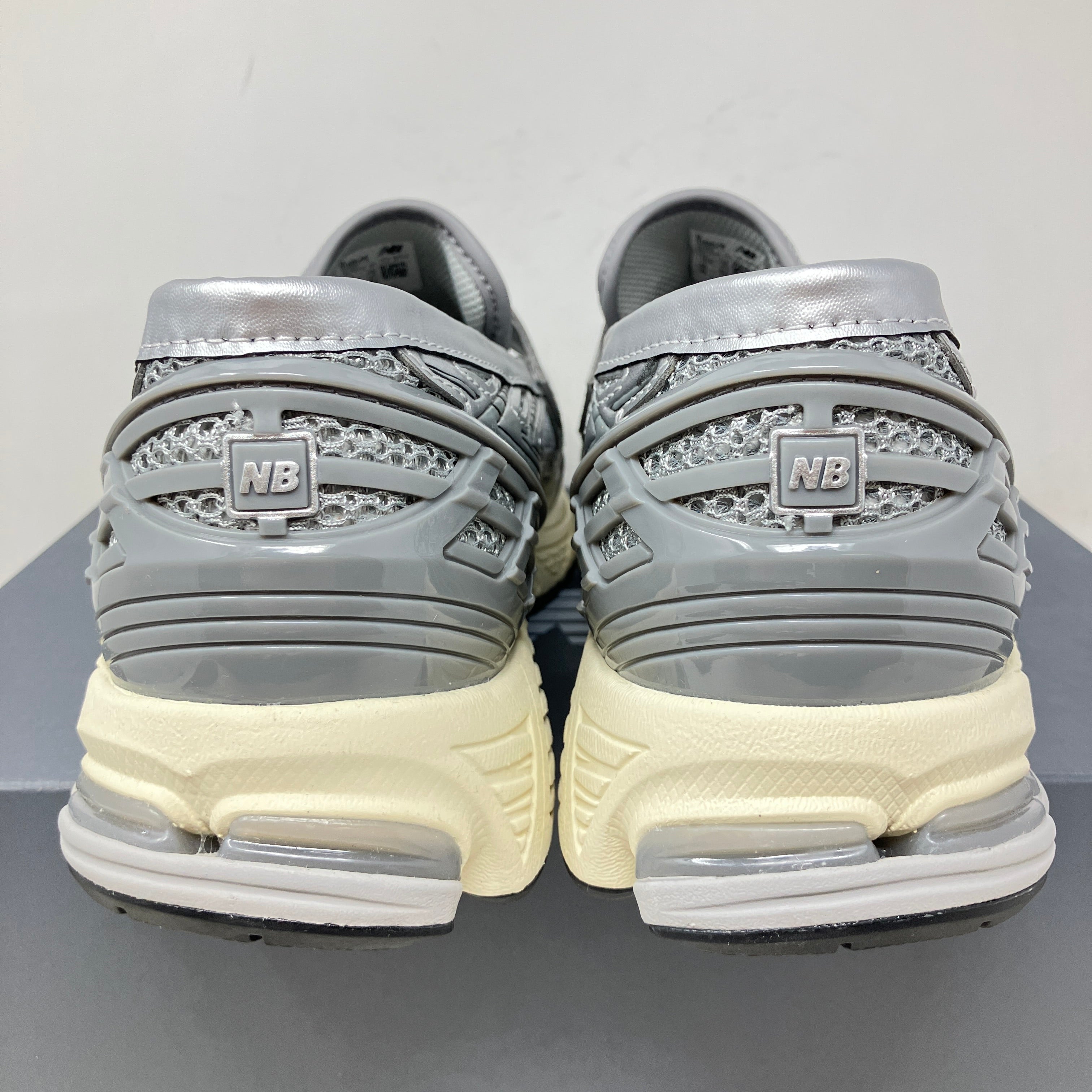 New Balance 1906L Metallic Silver