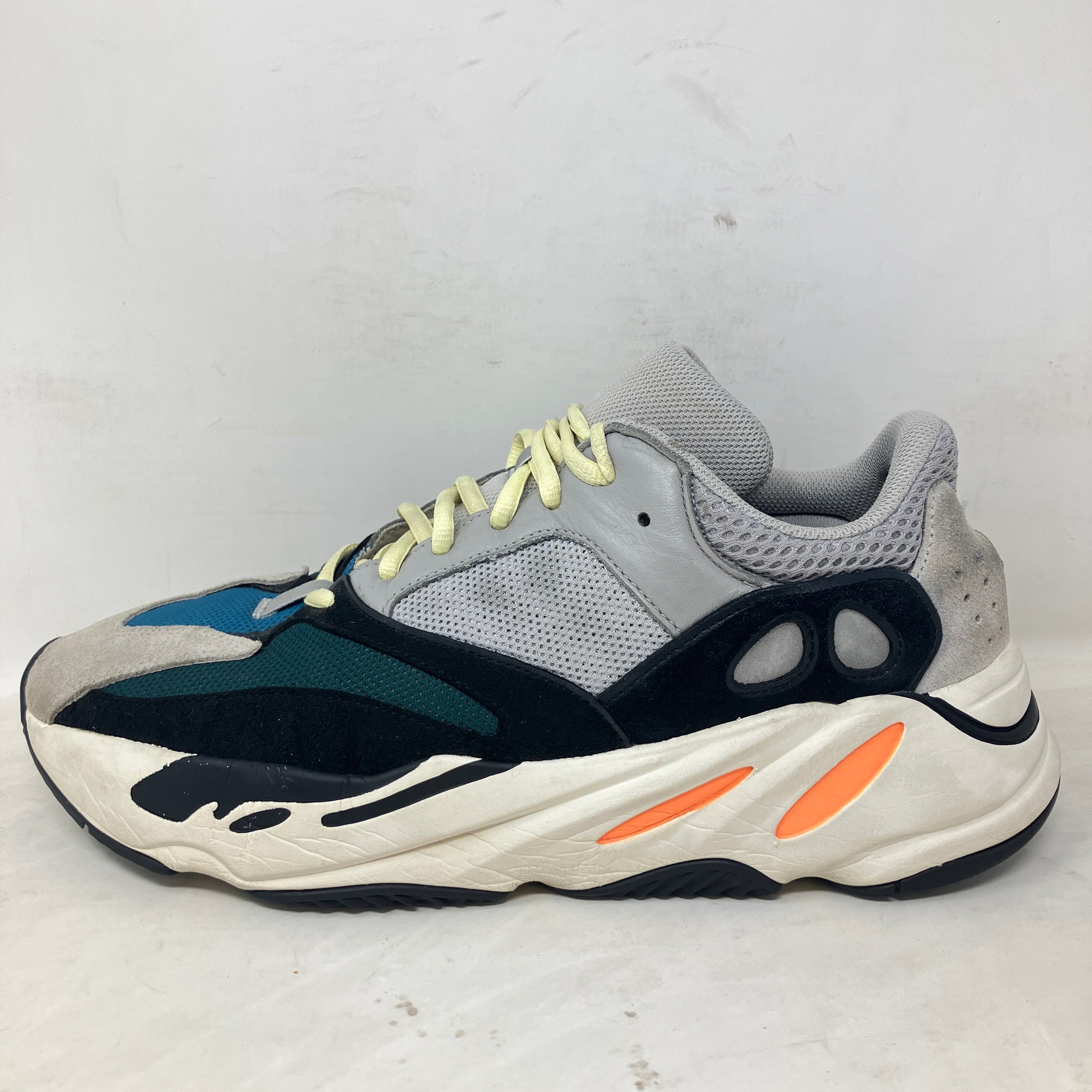 adidas Yeezy Boost 700 Wave Runner