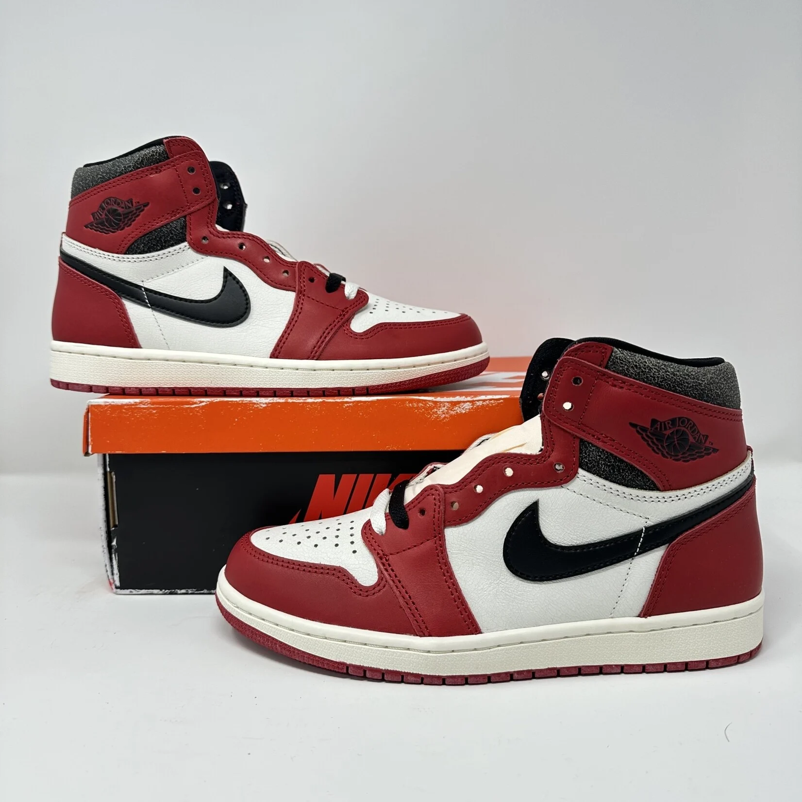 Jordan 1 Retro High OG Chicago Lost and Found