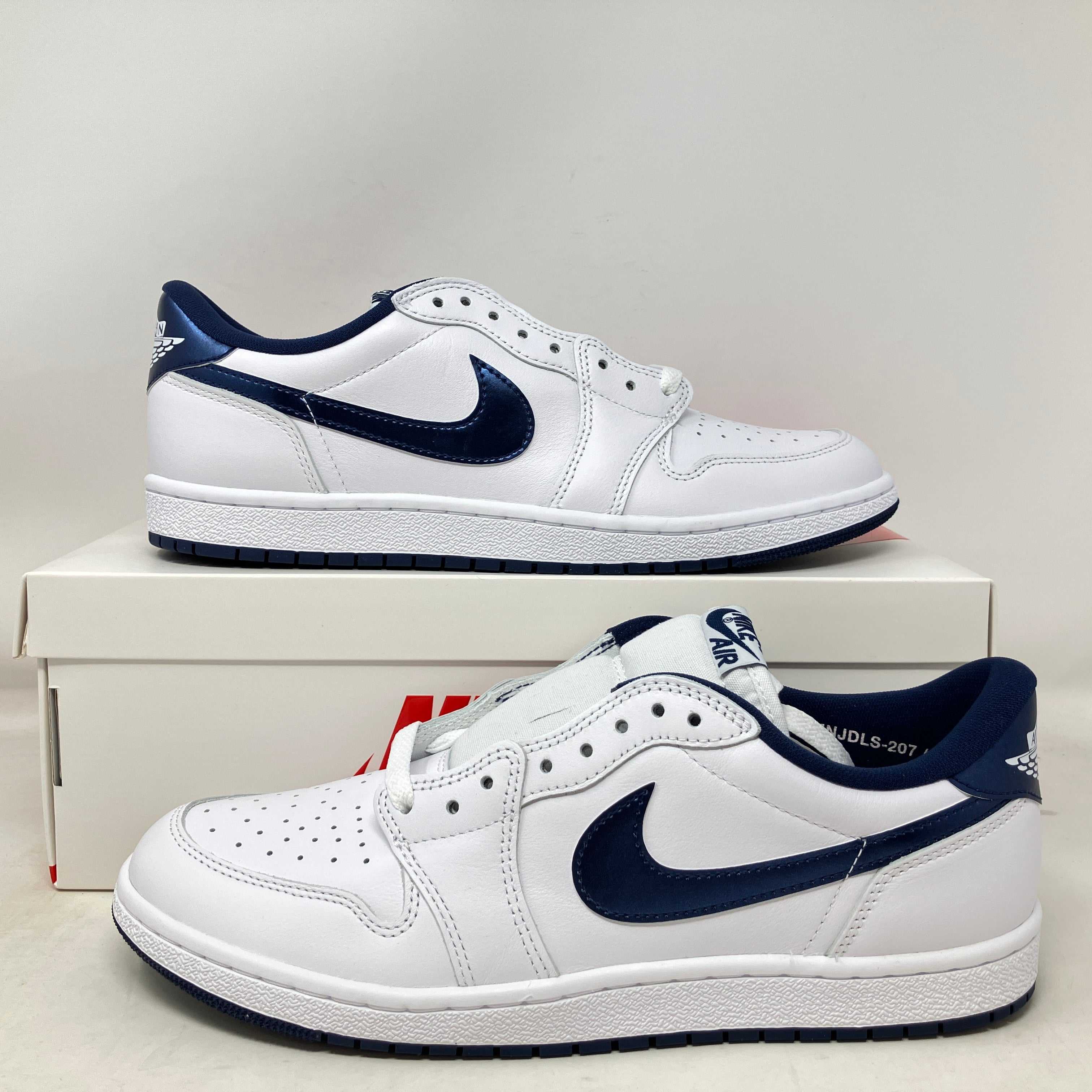 Jordan 1 Retro Low '85 Metallic Blue