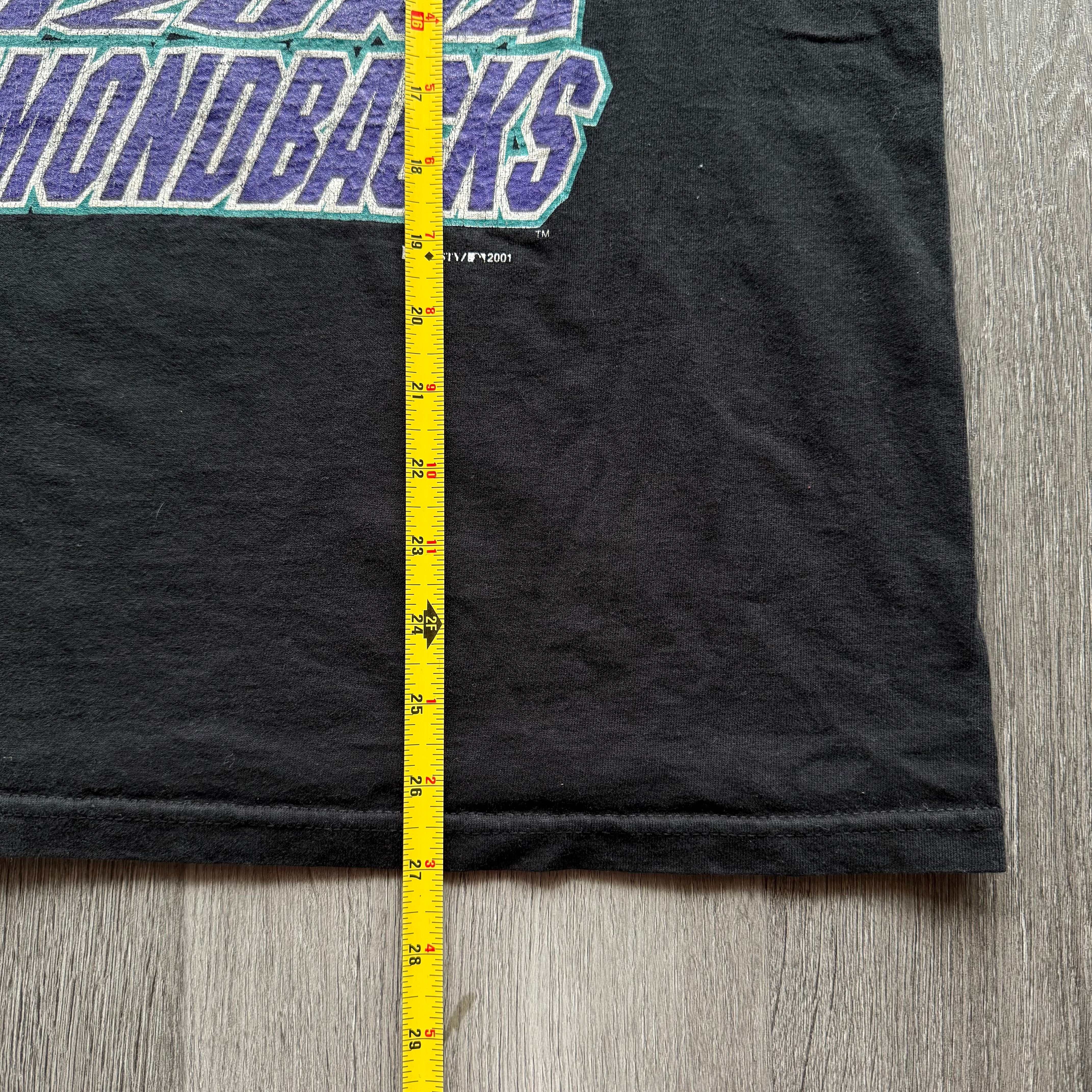 Vintage 2001 Arizona Diamondbacks National League Champs tee, pre-owned condition, cut size tag.
