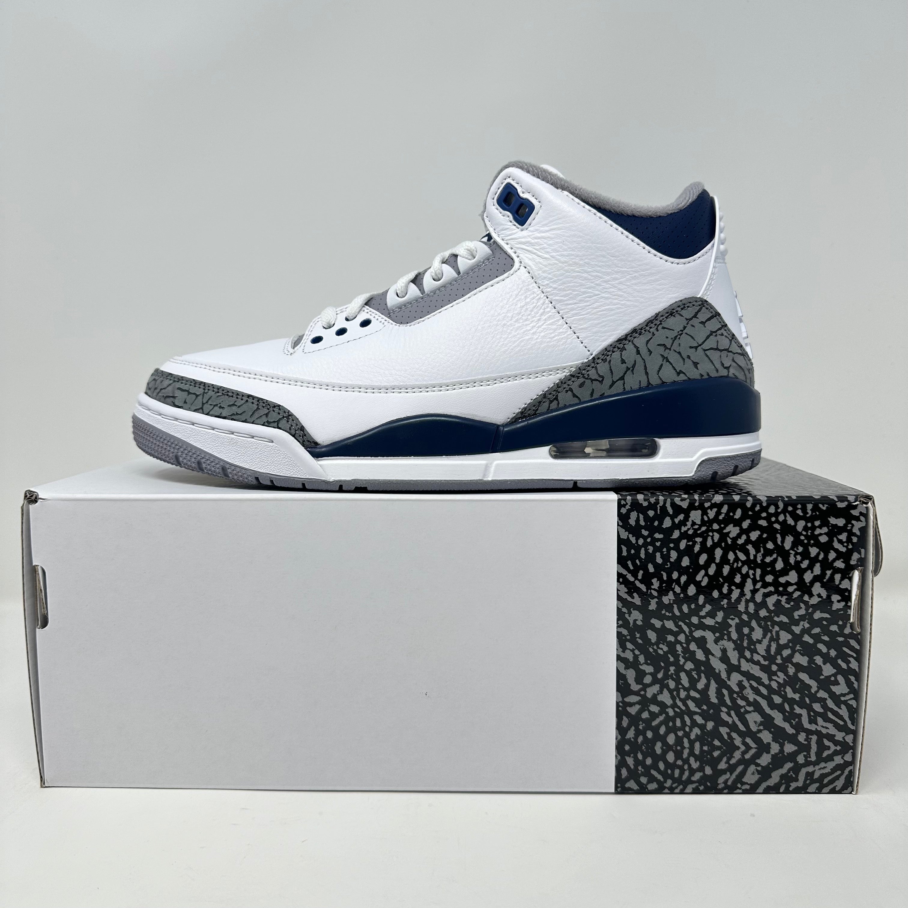 Jordan 3 Retro Midnight Navy