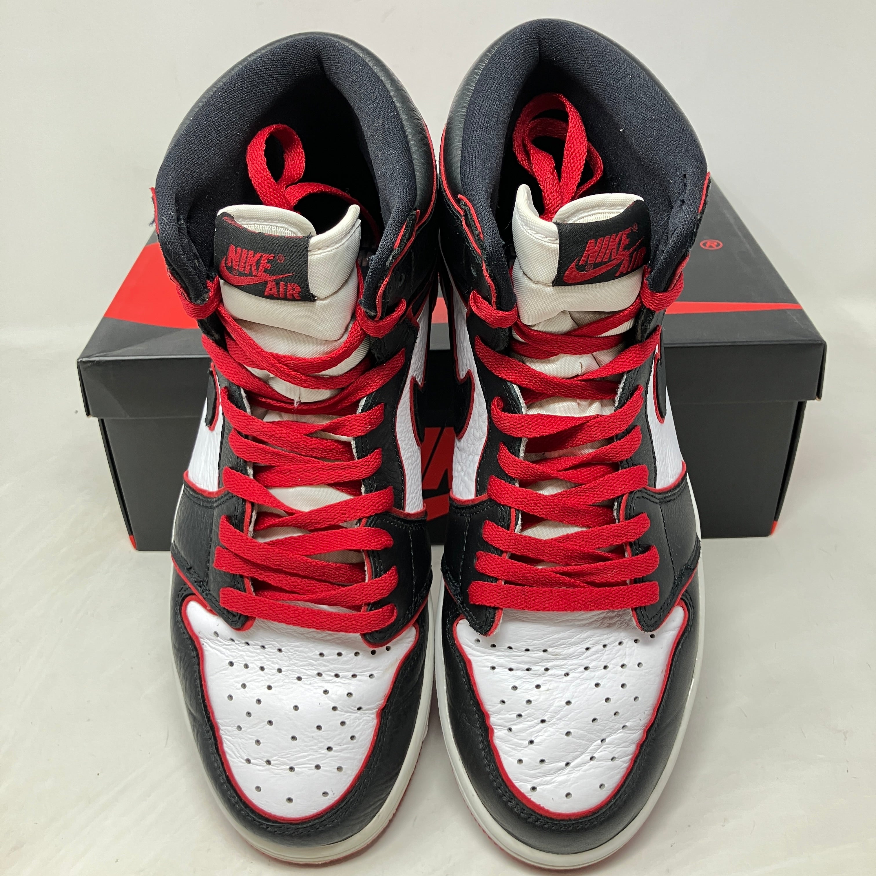 Jordan 1 Retro High Bloodline