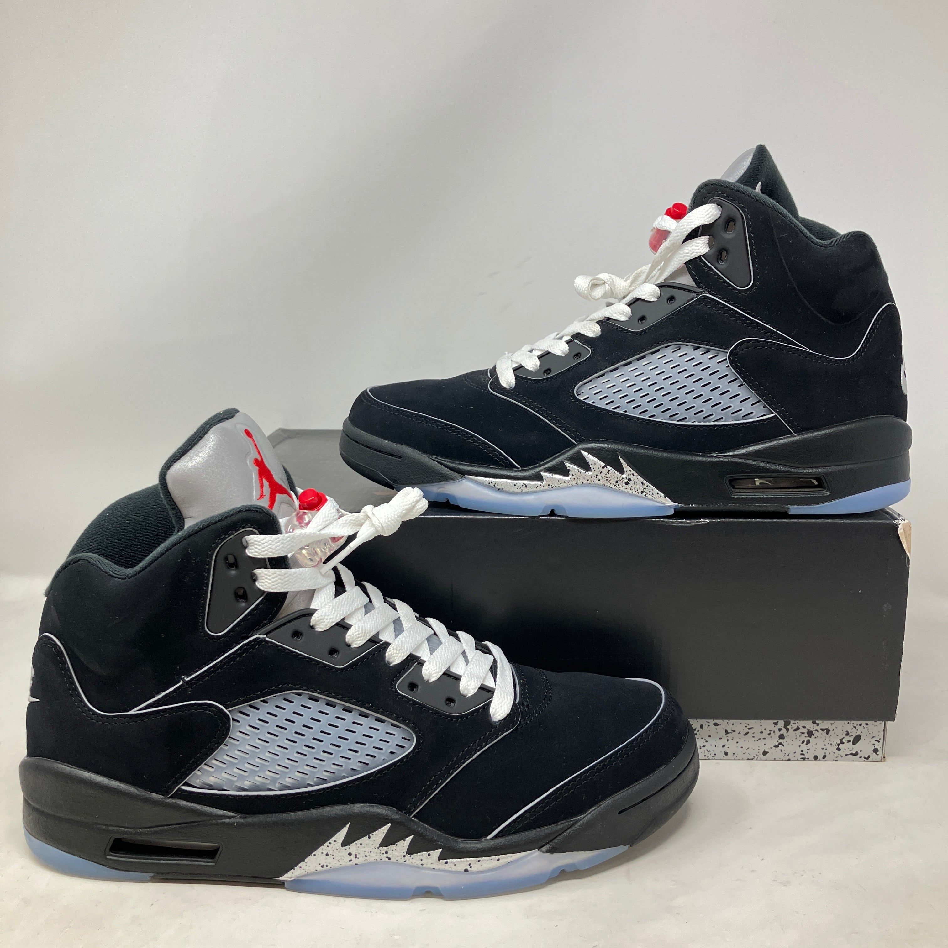 Jordan 5 Retro OG Black Metallic Reimagined