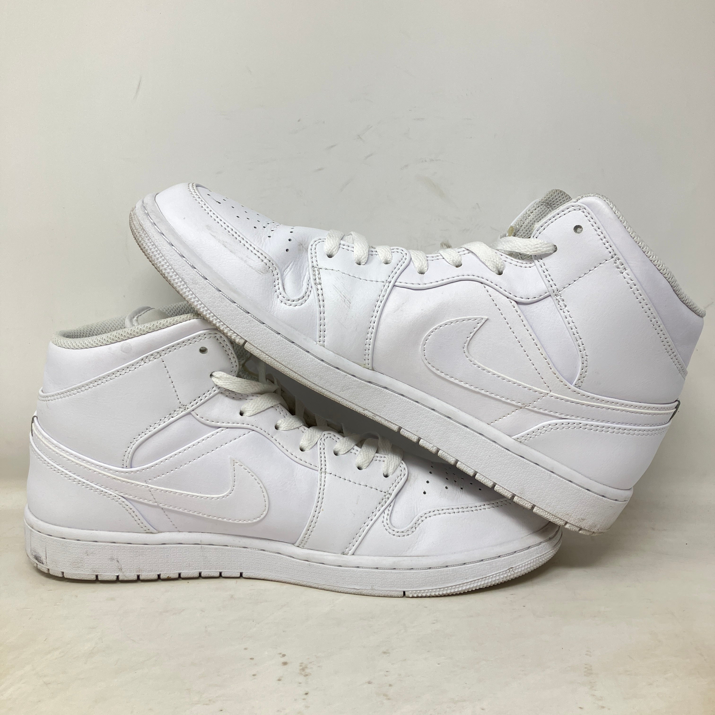 Jordan 1 Mid Triple White