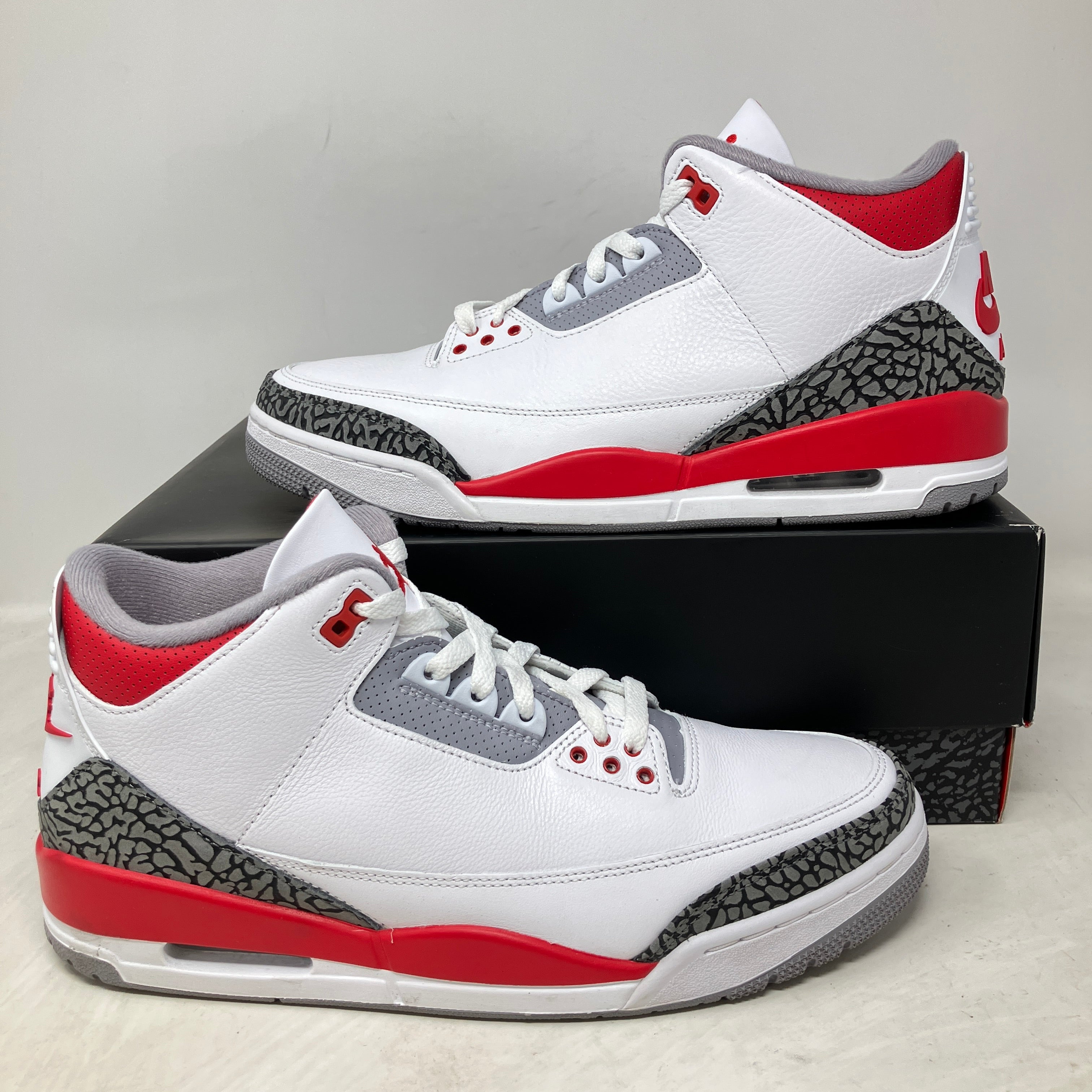 Jordan 3 Retro Fire Red (2022)