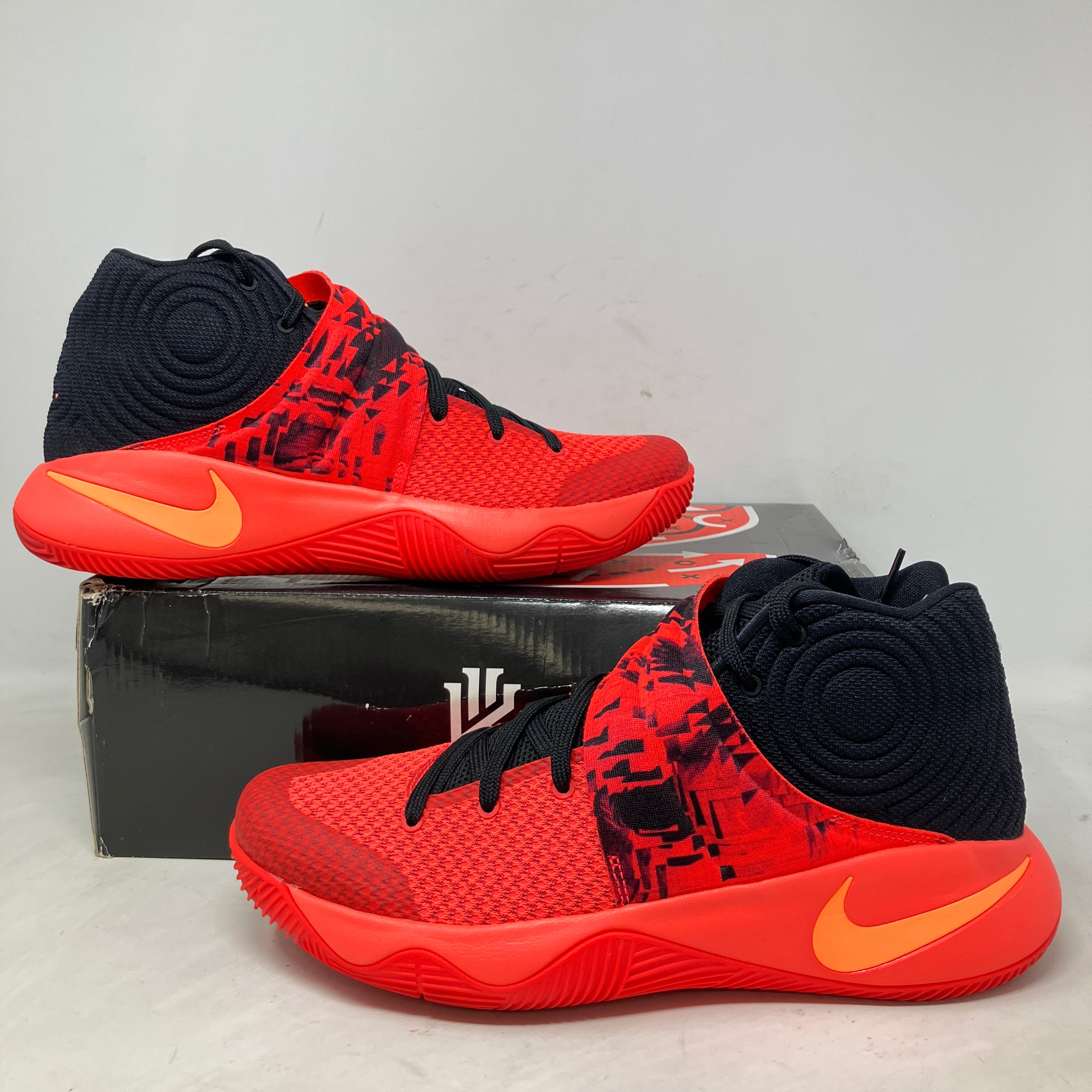 Nike Kyrie 2 Inferno