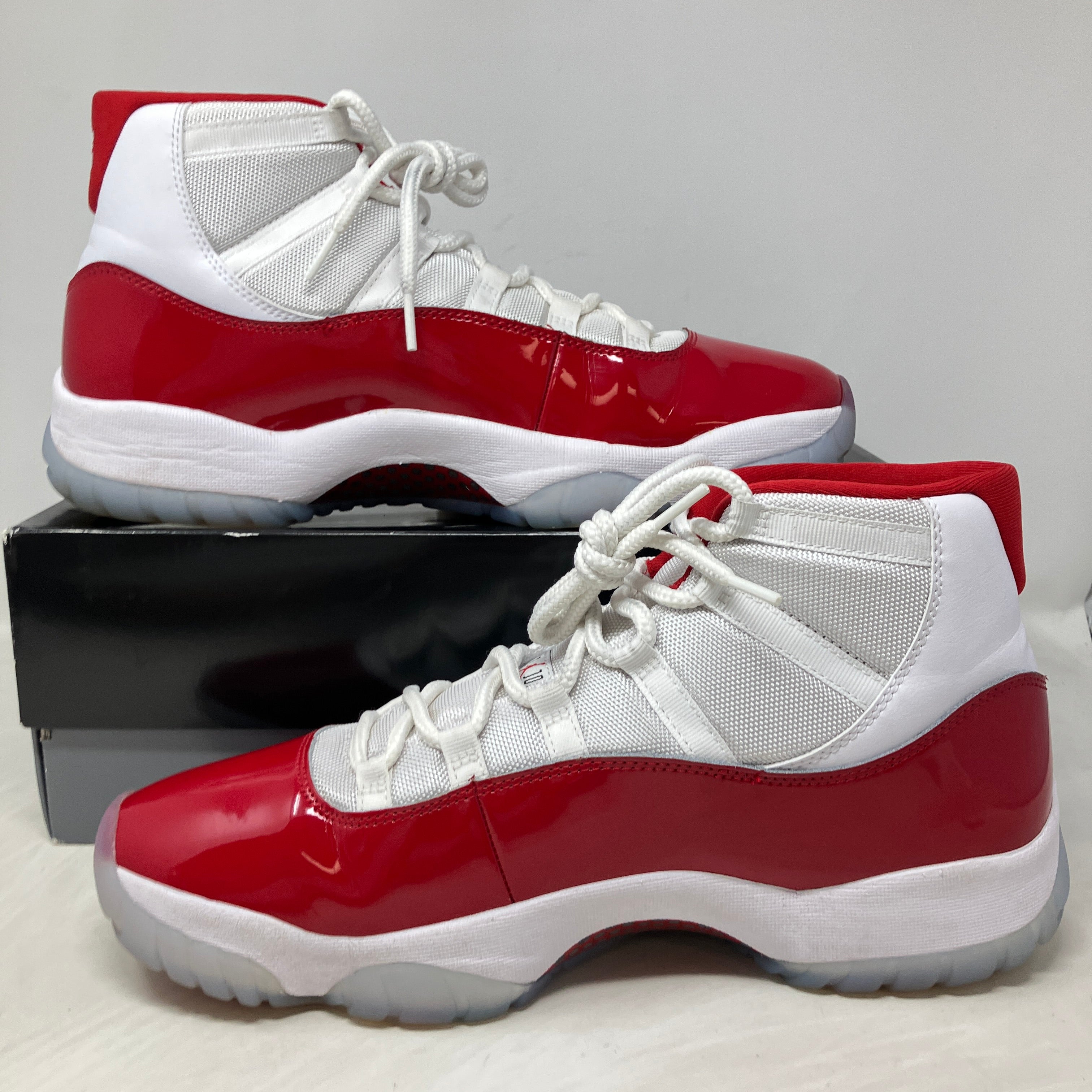 Jordan 11 Retro Cherry (2022)
