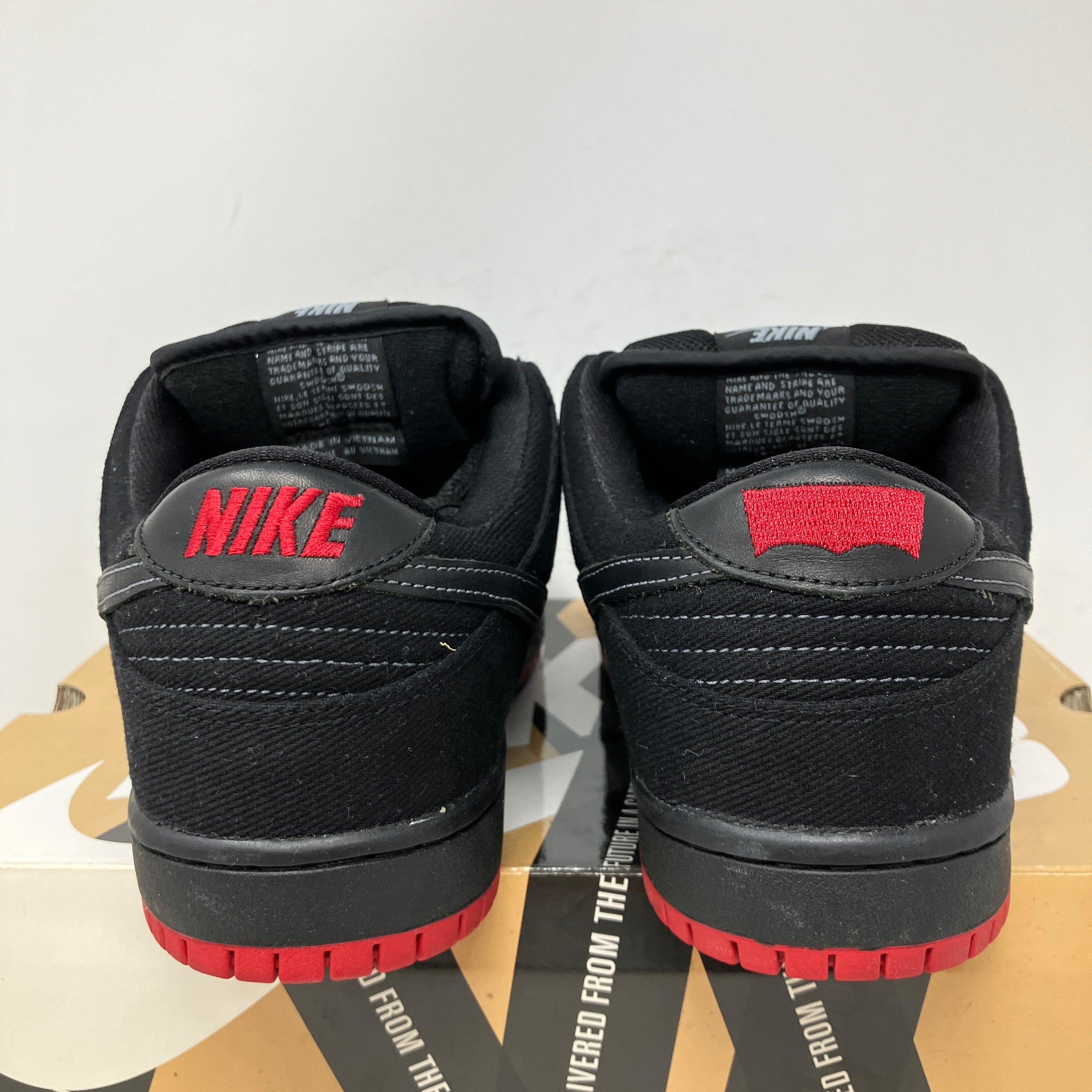 Nike SB Dunk Low Levis Black Denim