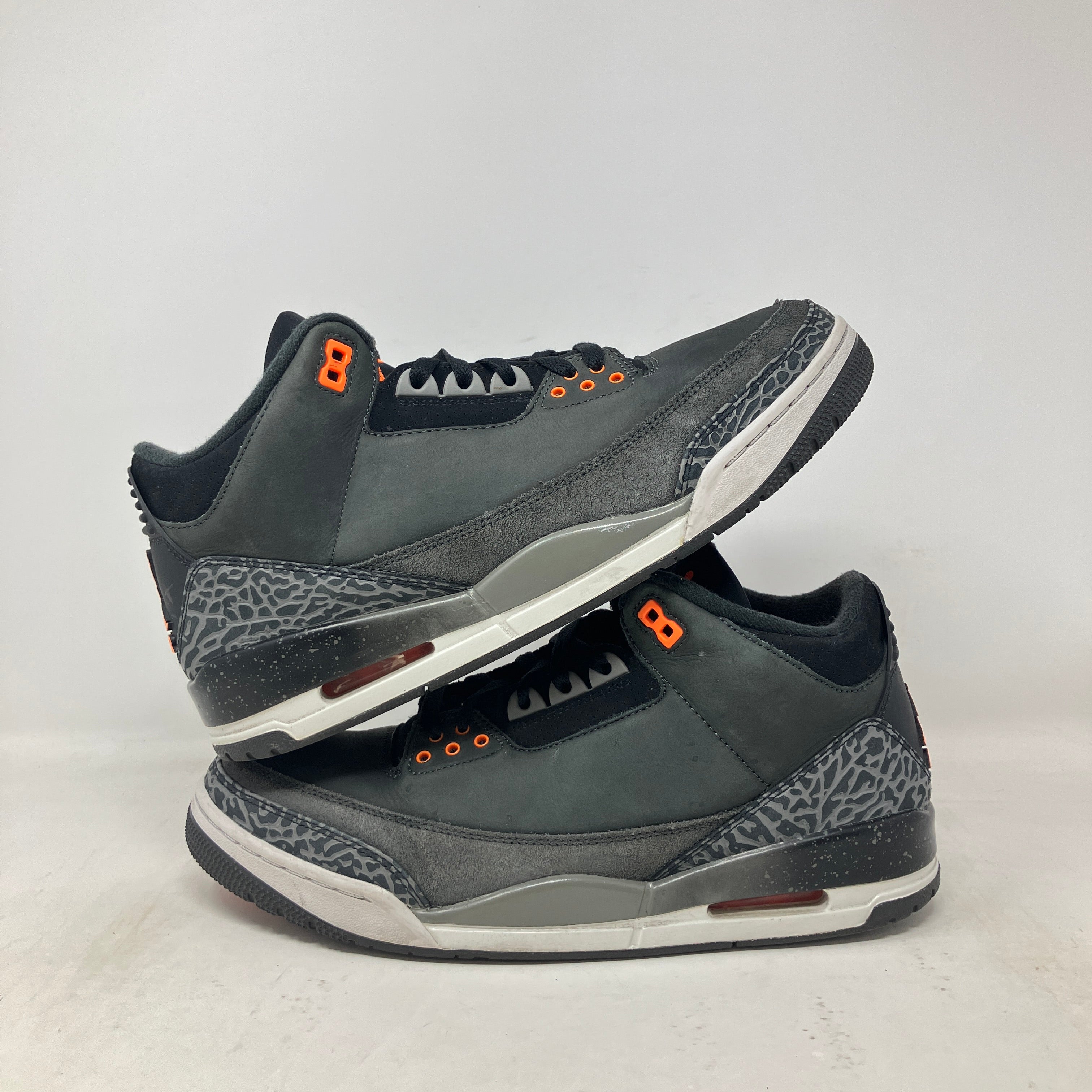 Jordan 3 Retro Fear Pack (2023)