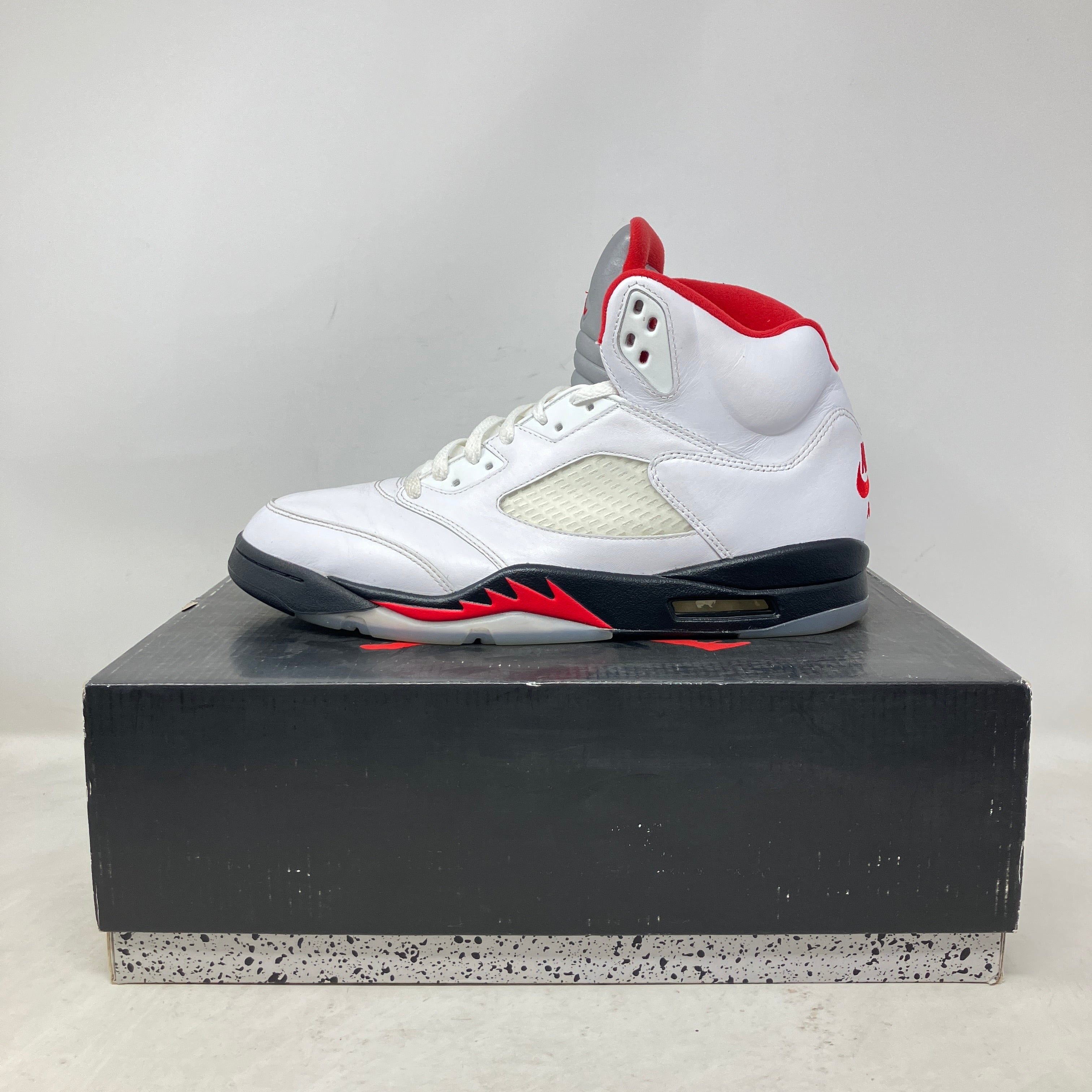 Jordan 5 Retro Fire Red Silver Tongue (2020)