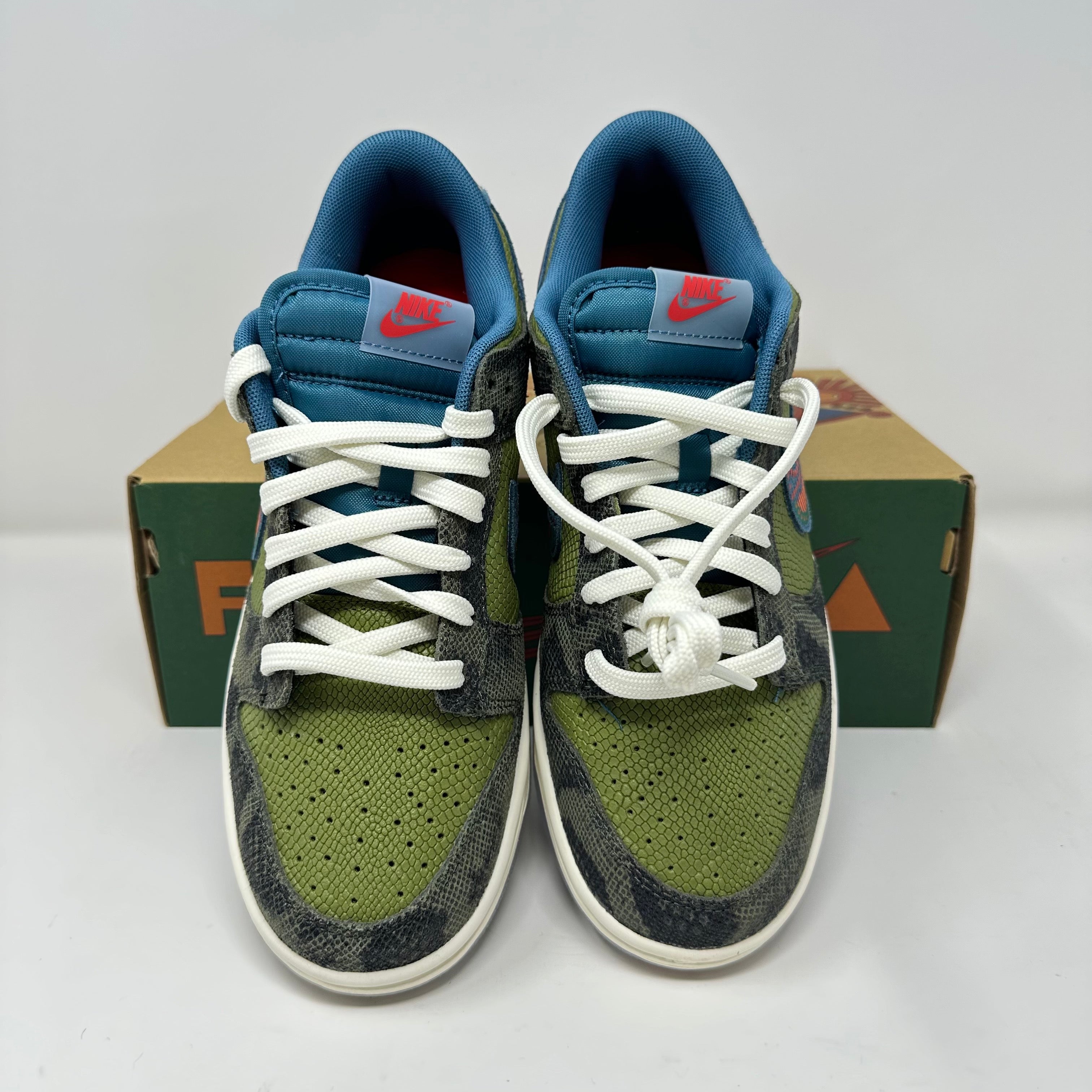Nike Dunk Low Siempre Familia