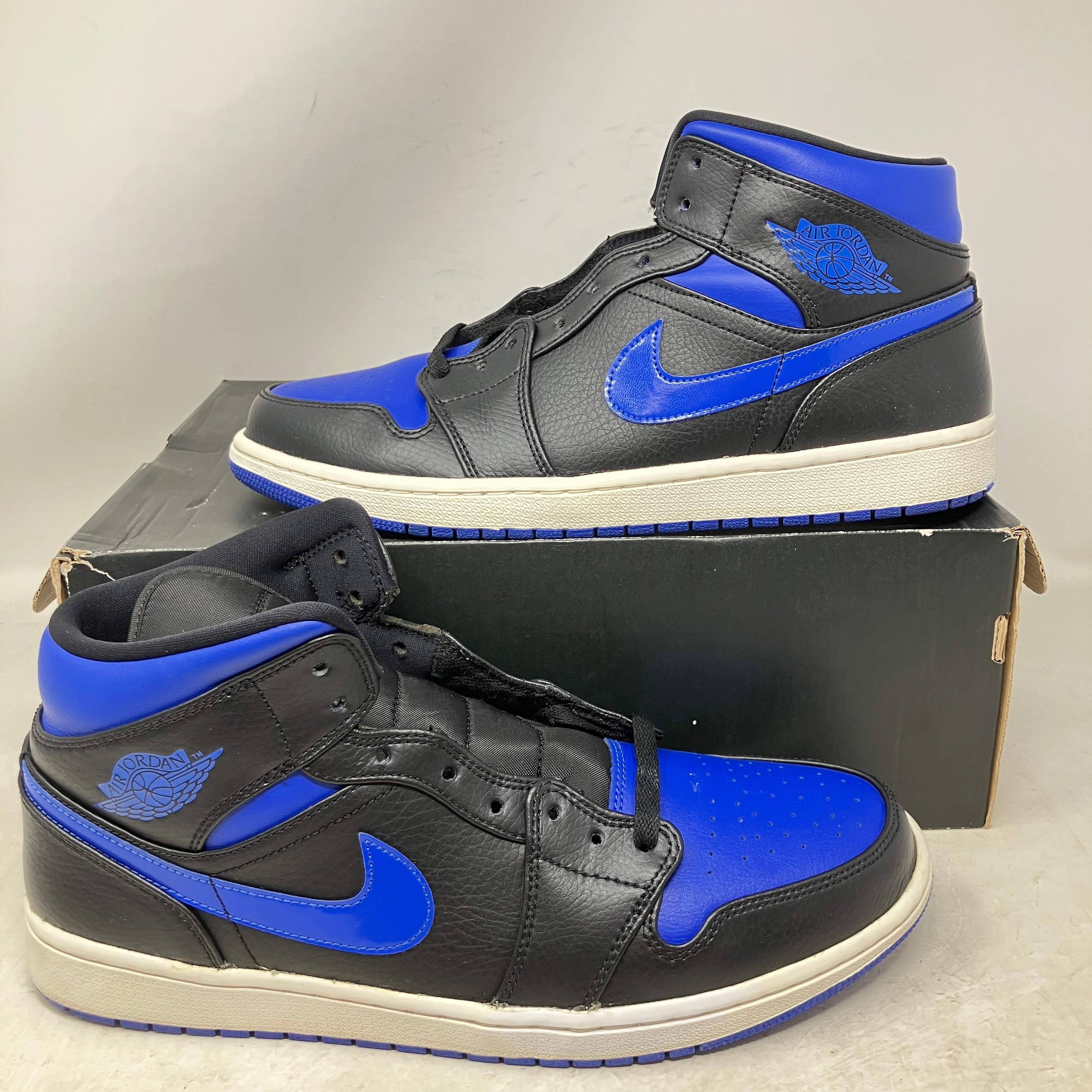 Jordan 1 Mid Royal (2020)