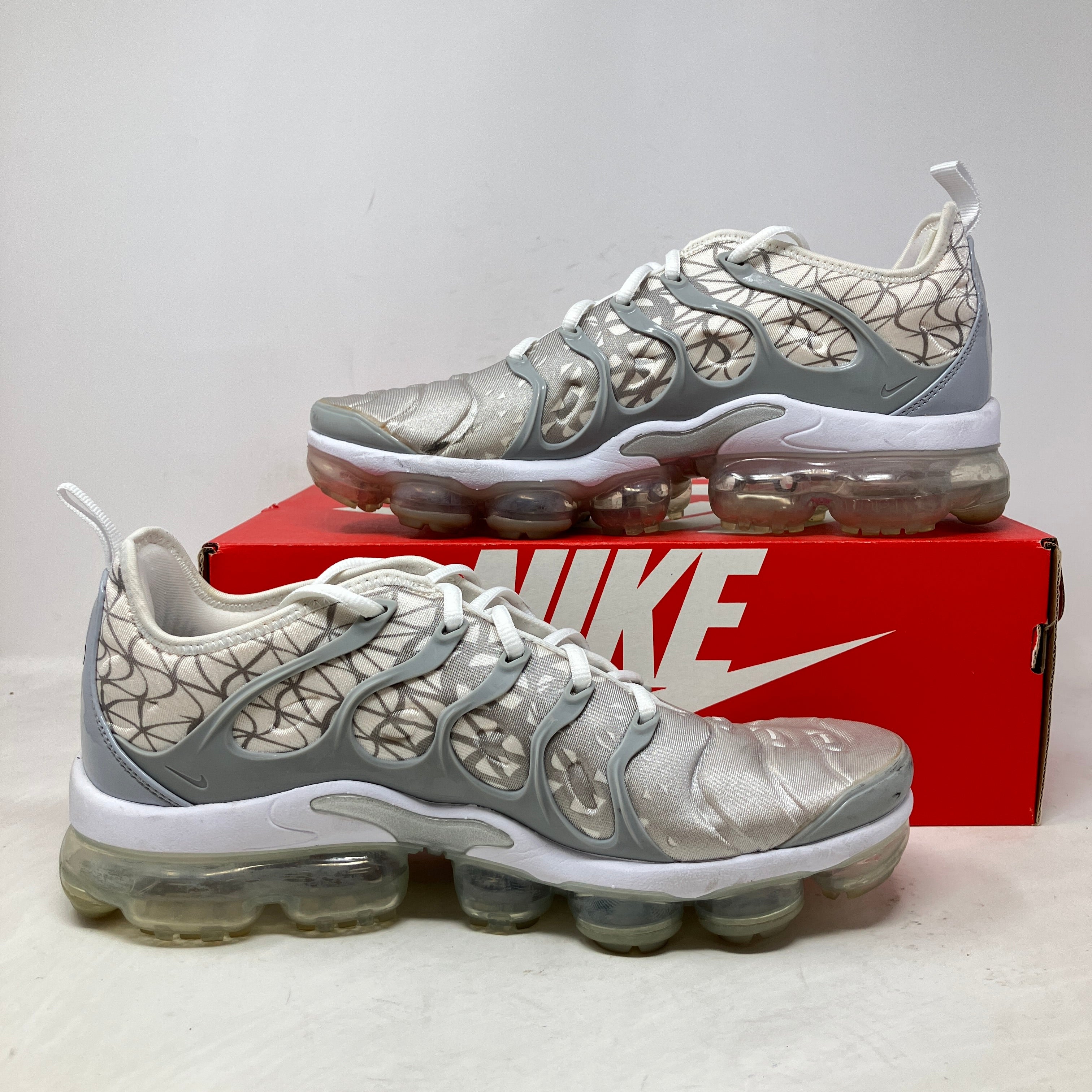 Nike Air VaporMax Plus Silver White