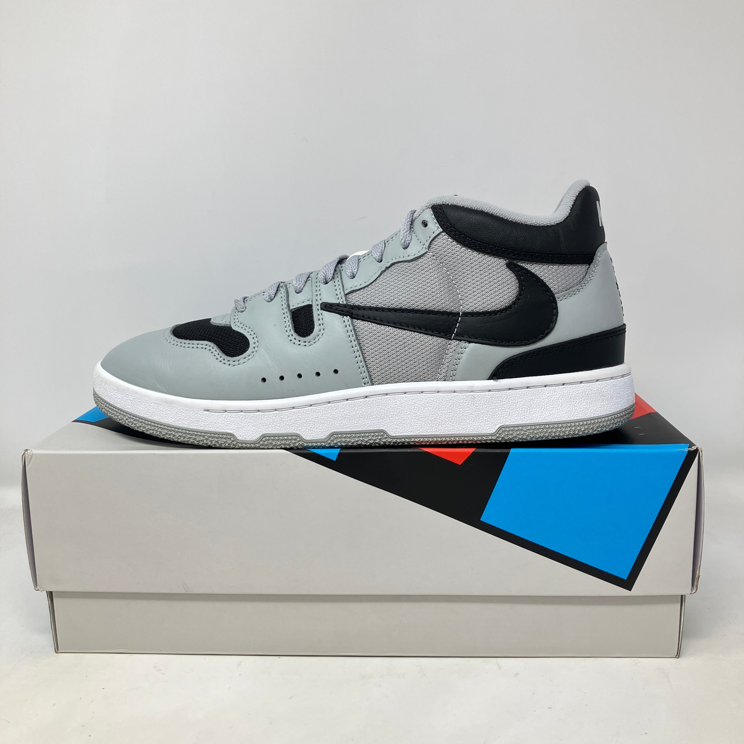 Pre-owned Nike Mac Attack QS SP Travis Scott Cactus Jack sneaker in gray and black on box with accessories included