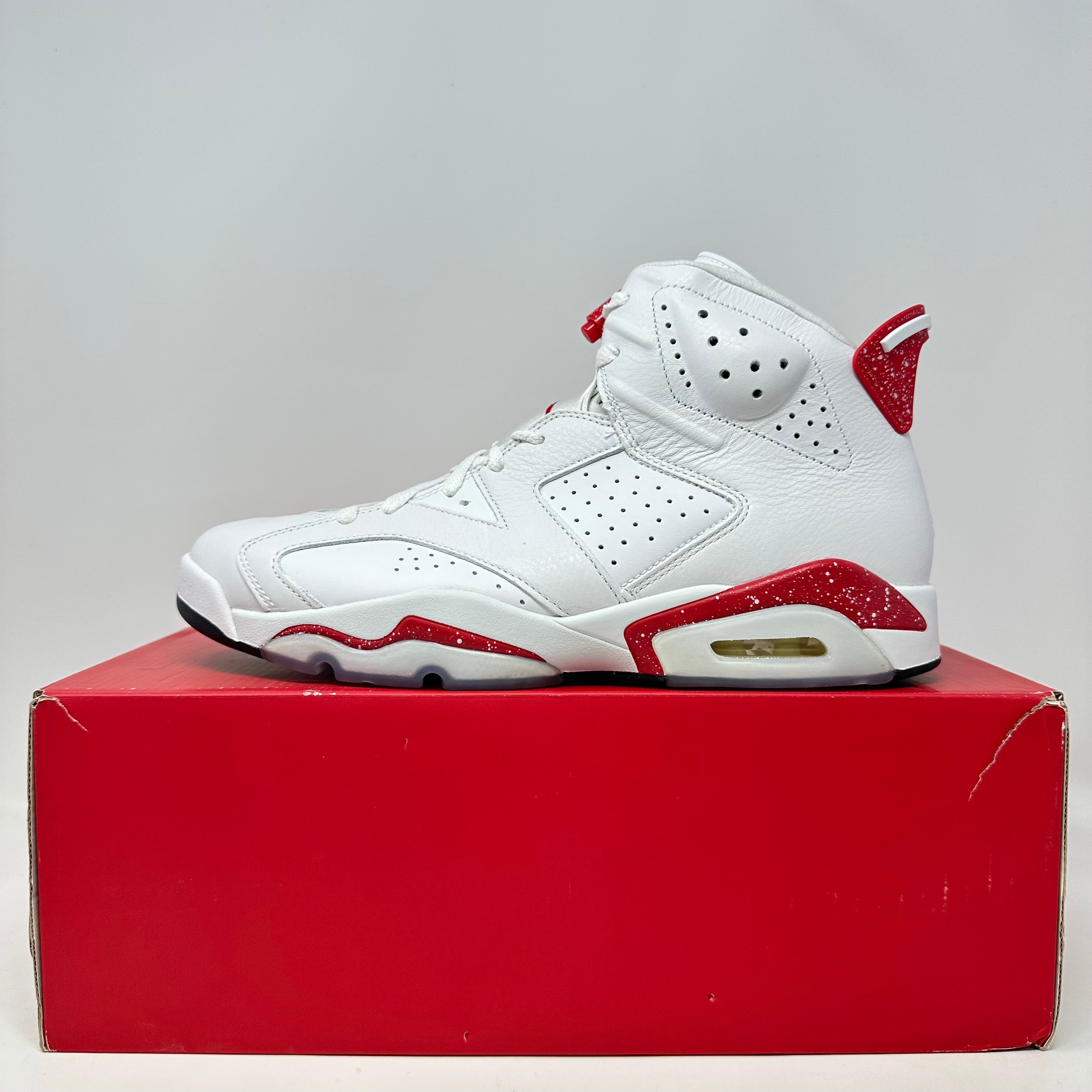 Jordan 6 Retro Red Oreo