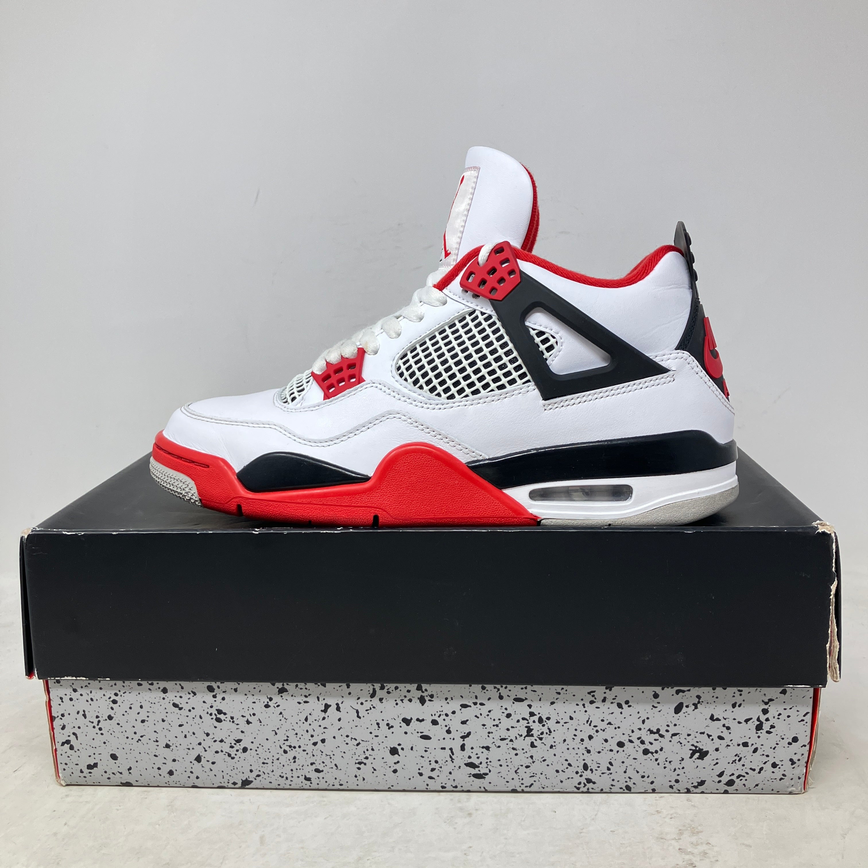 Jordan 4 Retro Fire Red (2020)