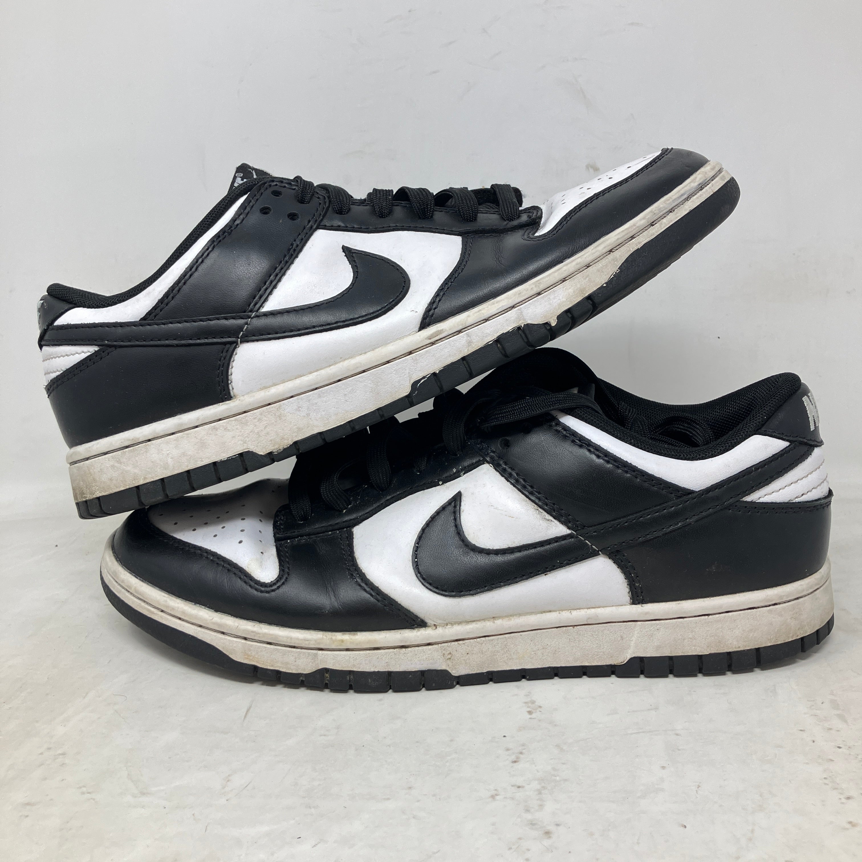 Nike Dunk Low Retro White Black Panda
