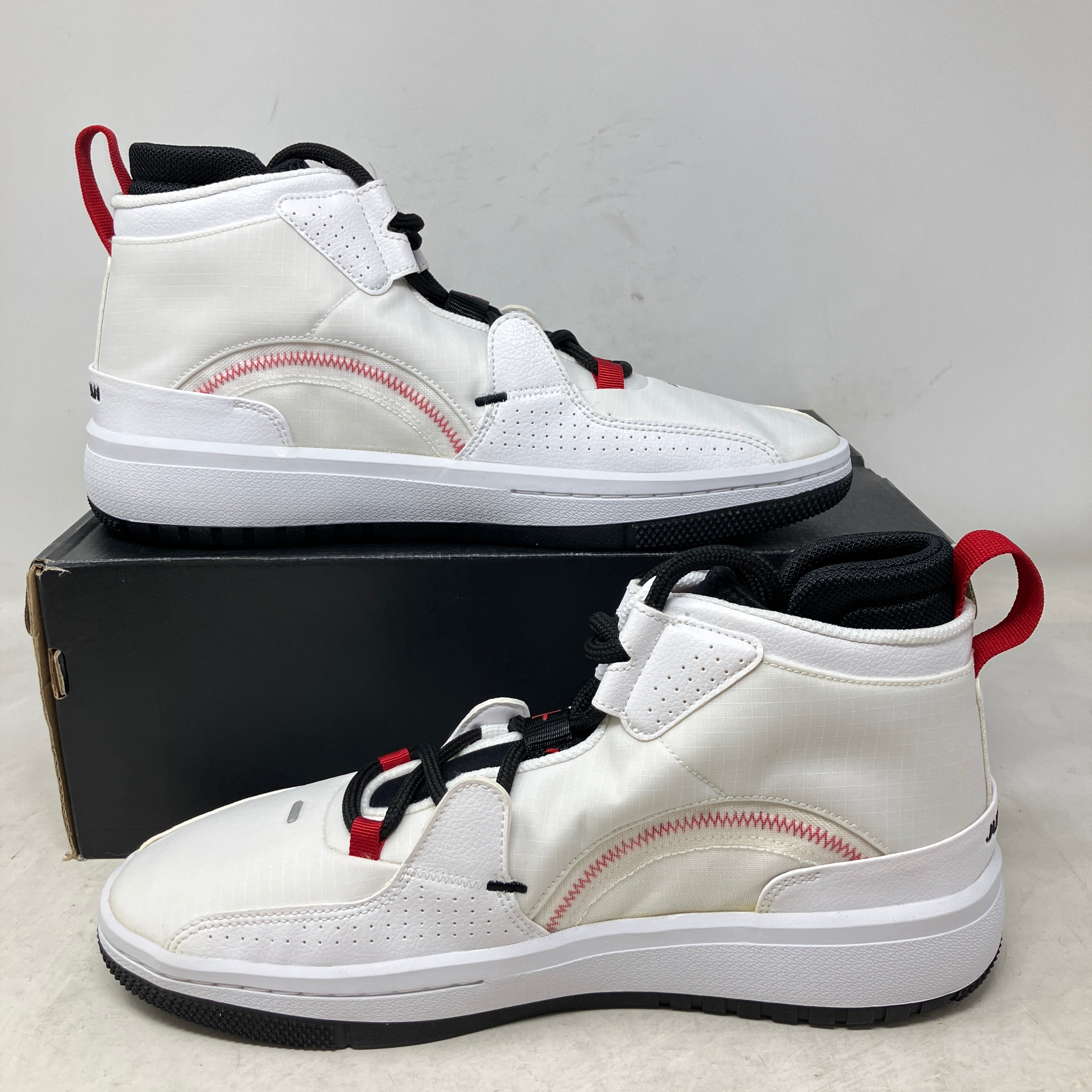 Jordan Meta-Morph Utility White Gym Red Black