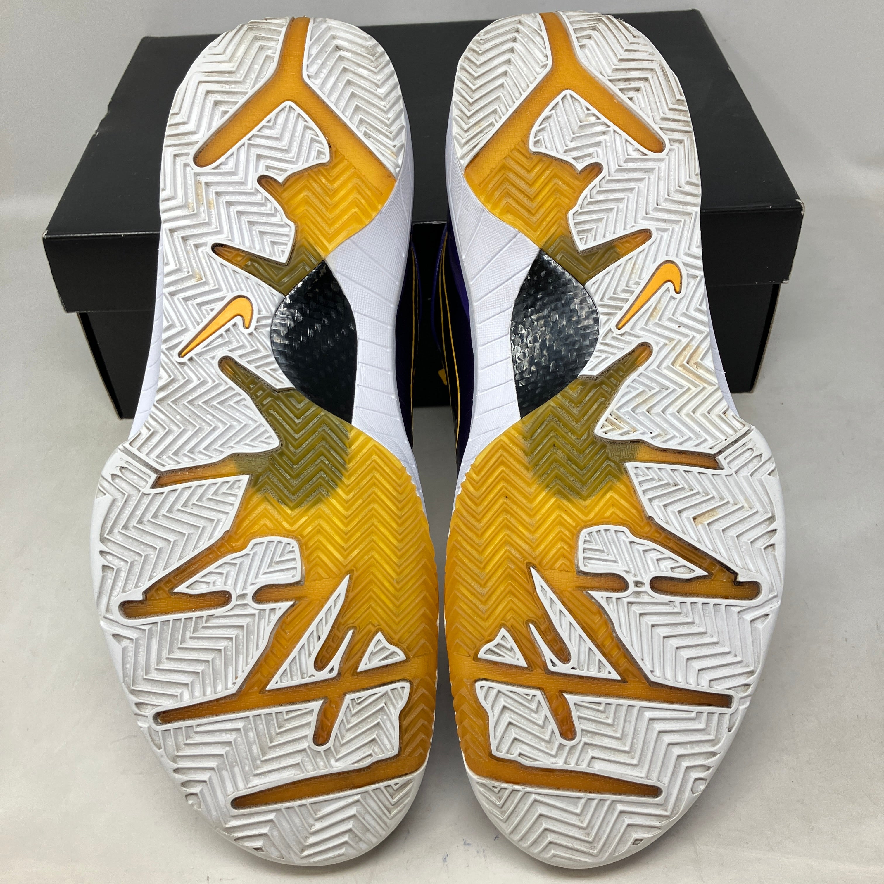 Nike Kobe 4 Protro Undefeated Los Angeles Lakers