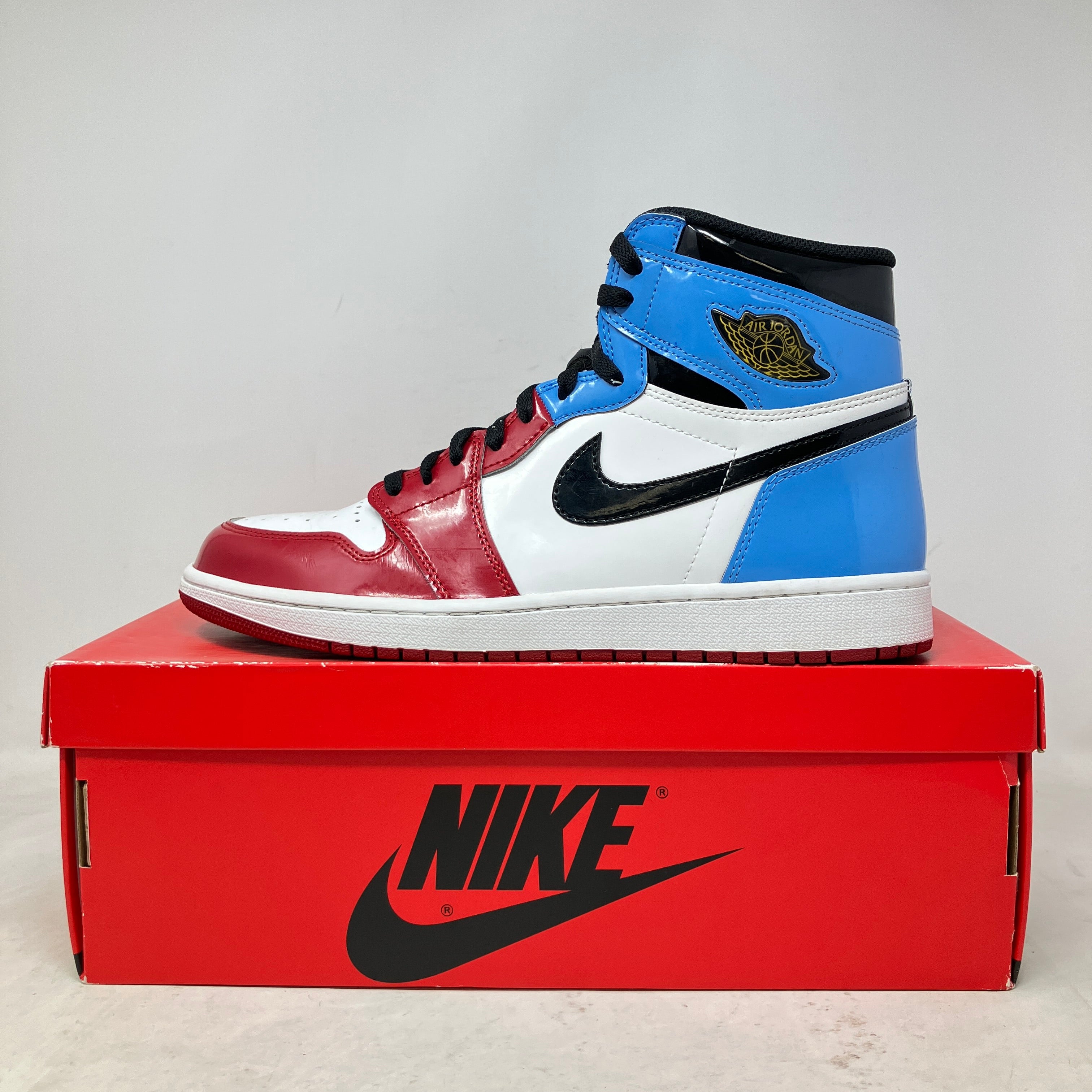 Jordan 1 Retro High Fearless UNC Chicago
