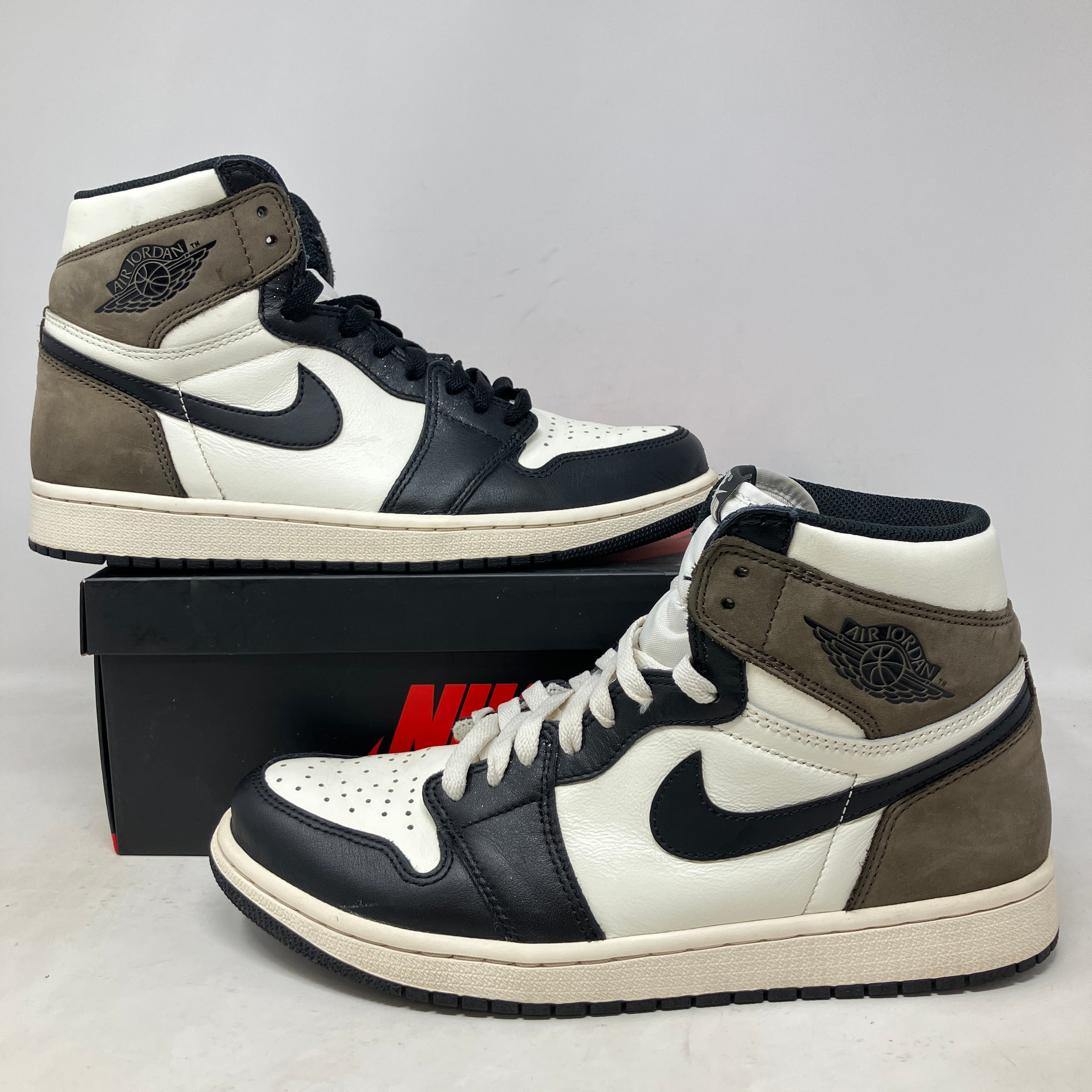 Jordan 1 Retro High Dark Mocha
